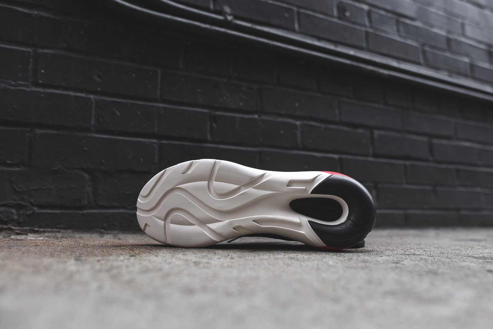 Y-3 Boost QR - Black / Roundel Red
