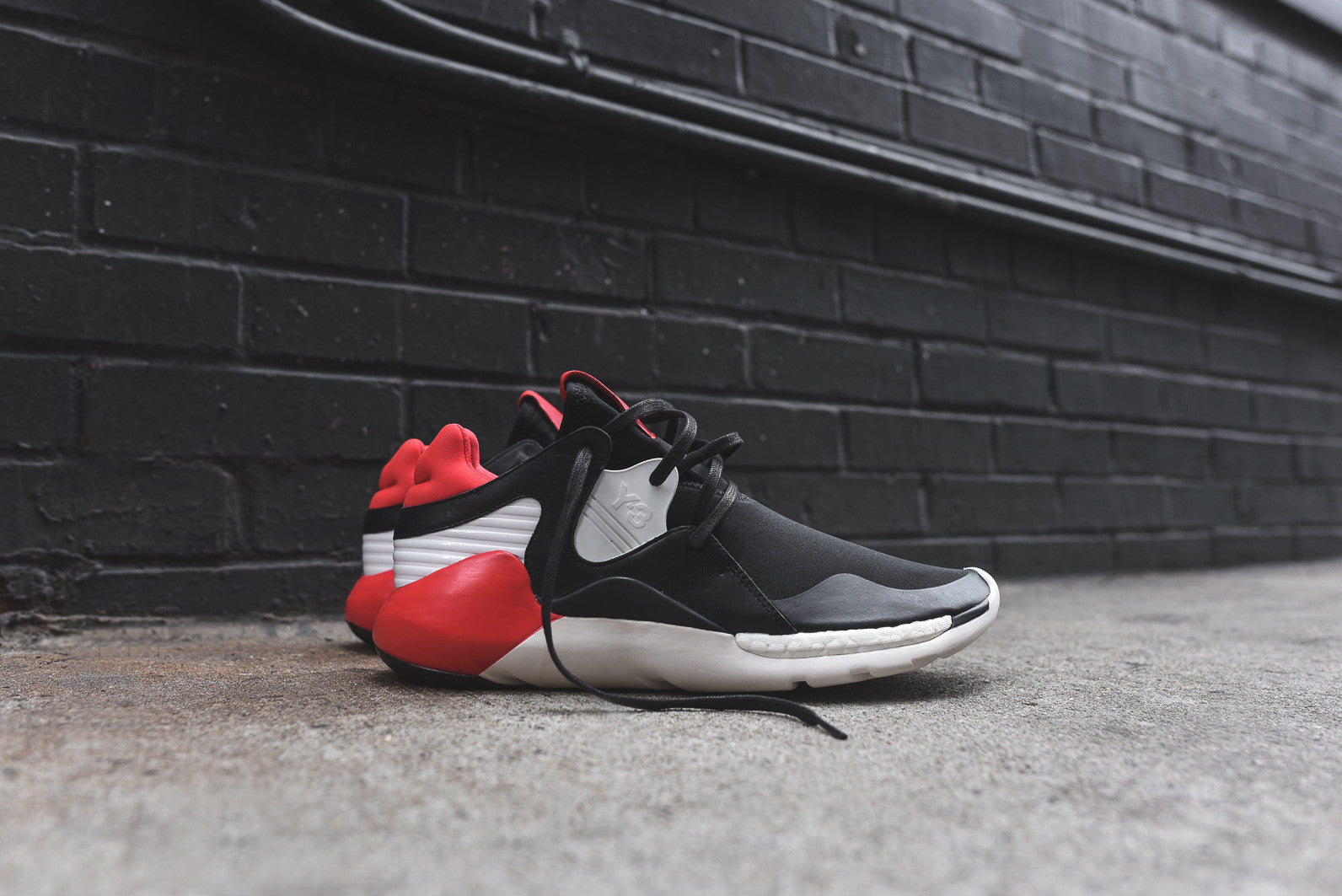 Y-3 Boost QR - Black / Roundel Red – Kith