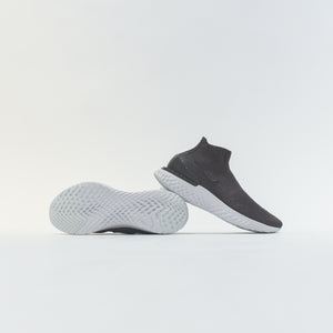 Nike WMNS Rise React Flyknit - Thunder Grey / Off White