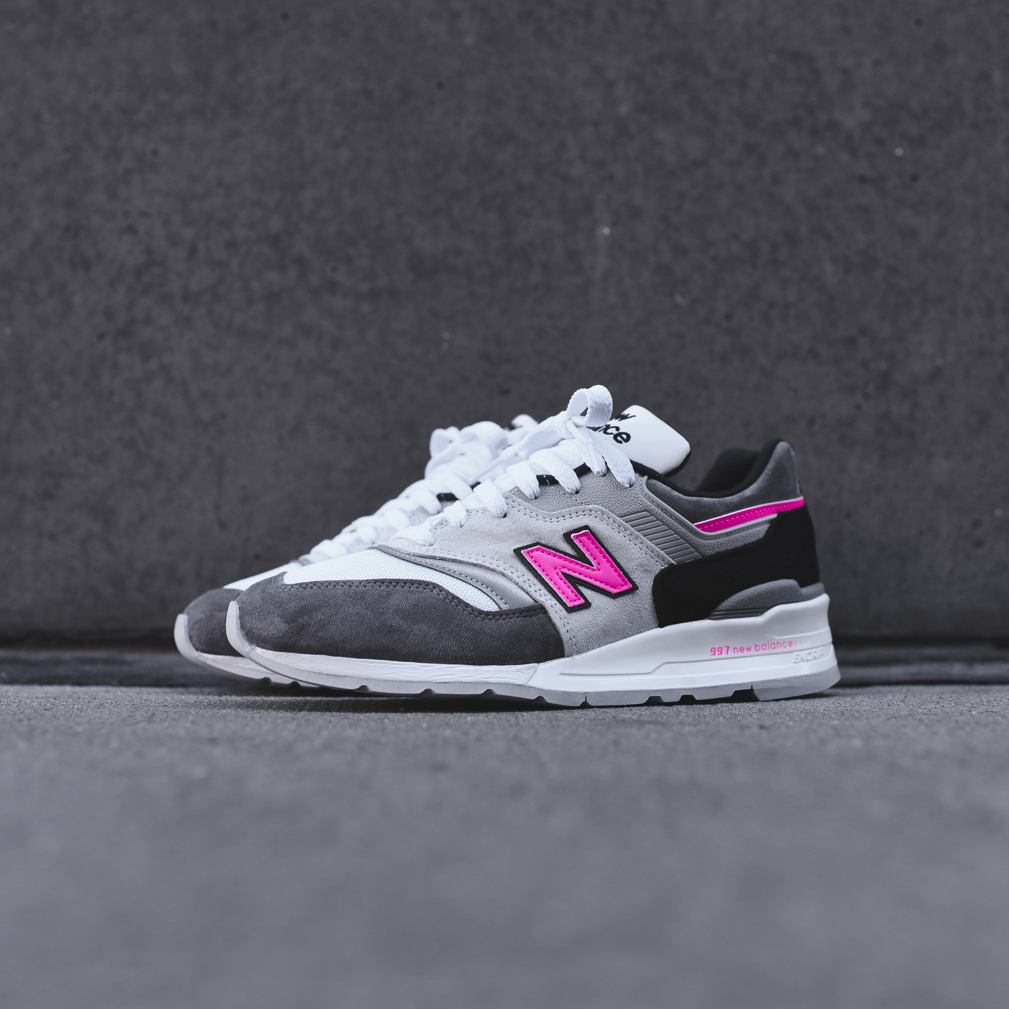New Balance 997 - Grey / Pink – Kith