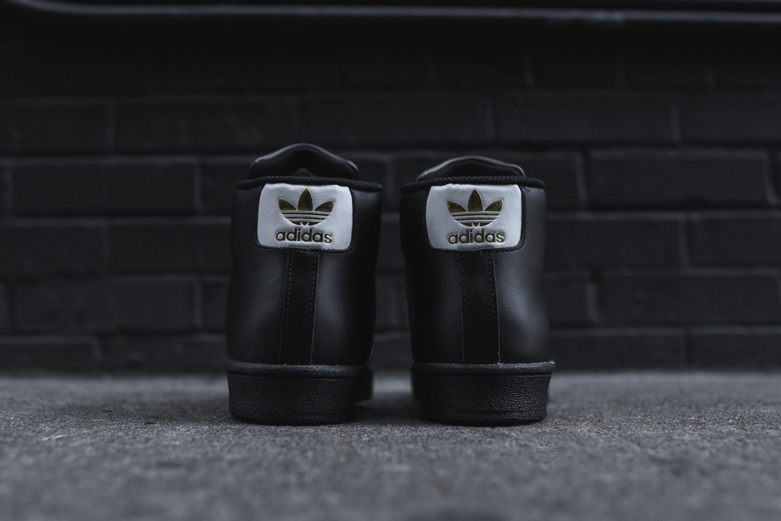 adidas Originals Pro Model - Black / White