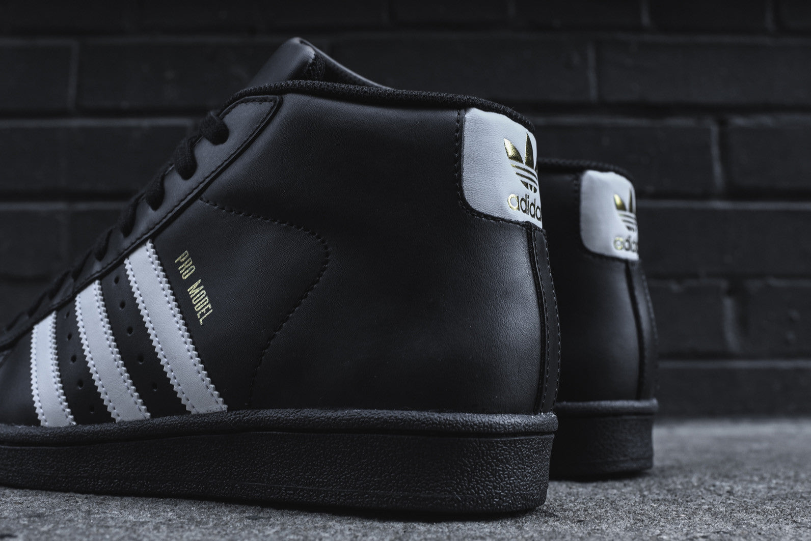 adidas Originals Pro Model - Black / White