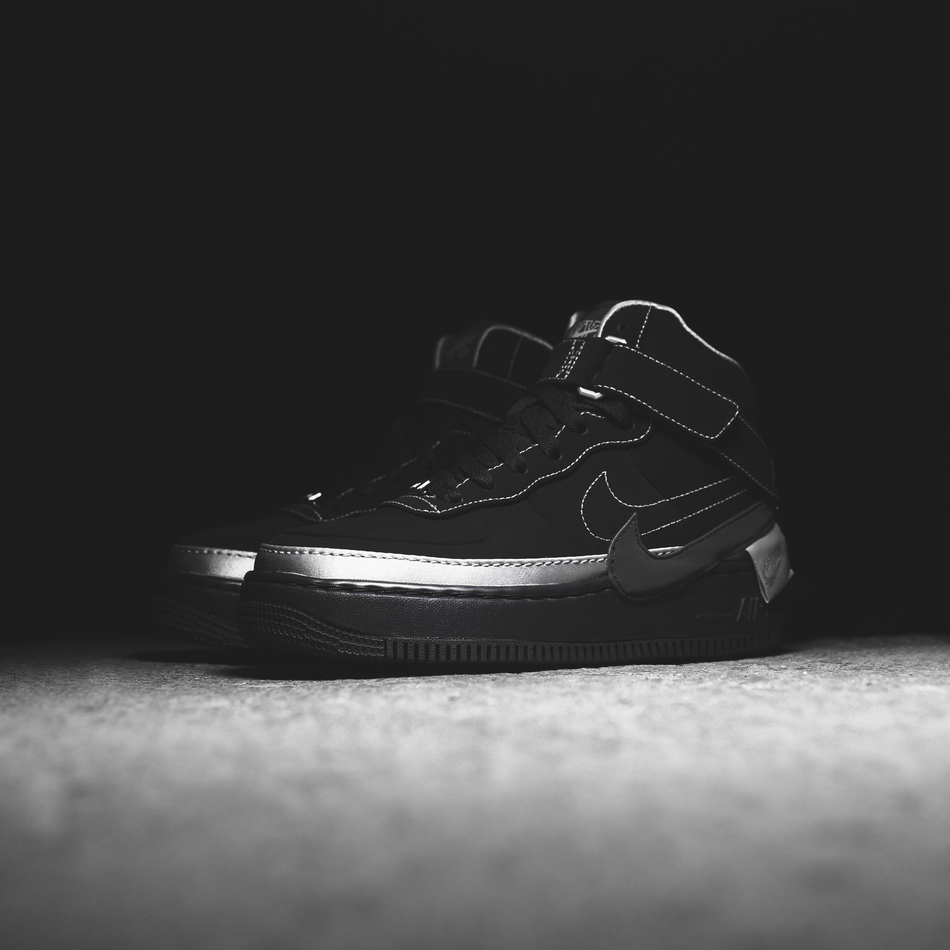 Nike x Rox Brown WMNS Air Force 1 Jester High XX - Black / Metallic Silver