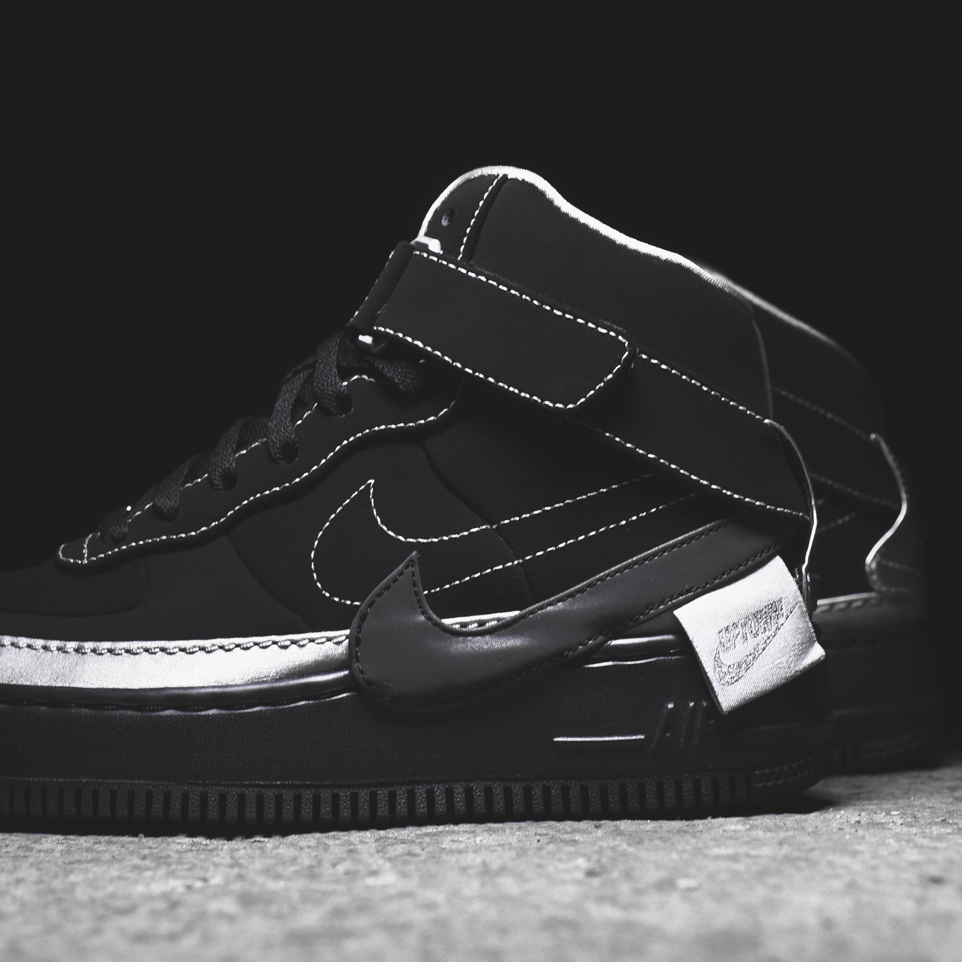 Nike x Rox Brown WMNS Air Force 1 Jester High XX - Black / Metallic Silver