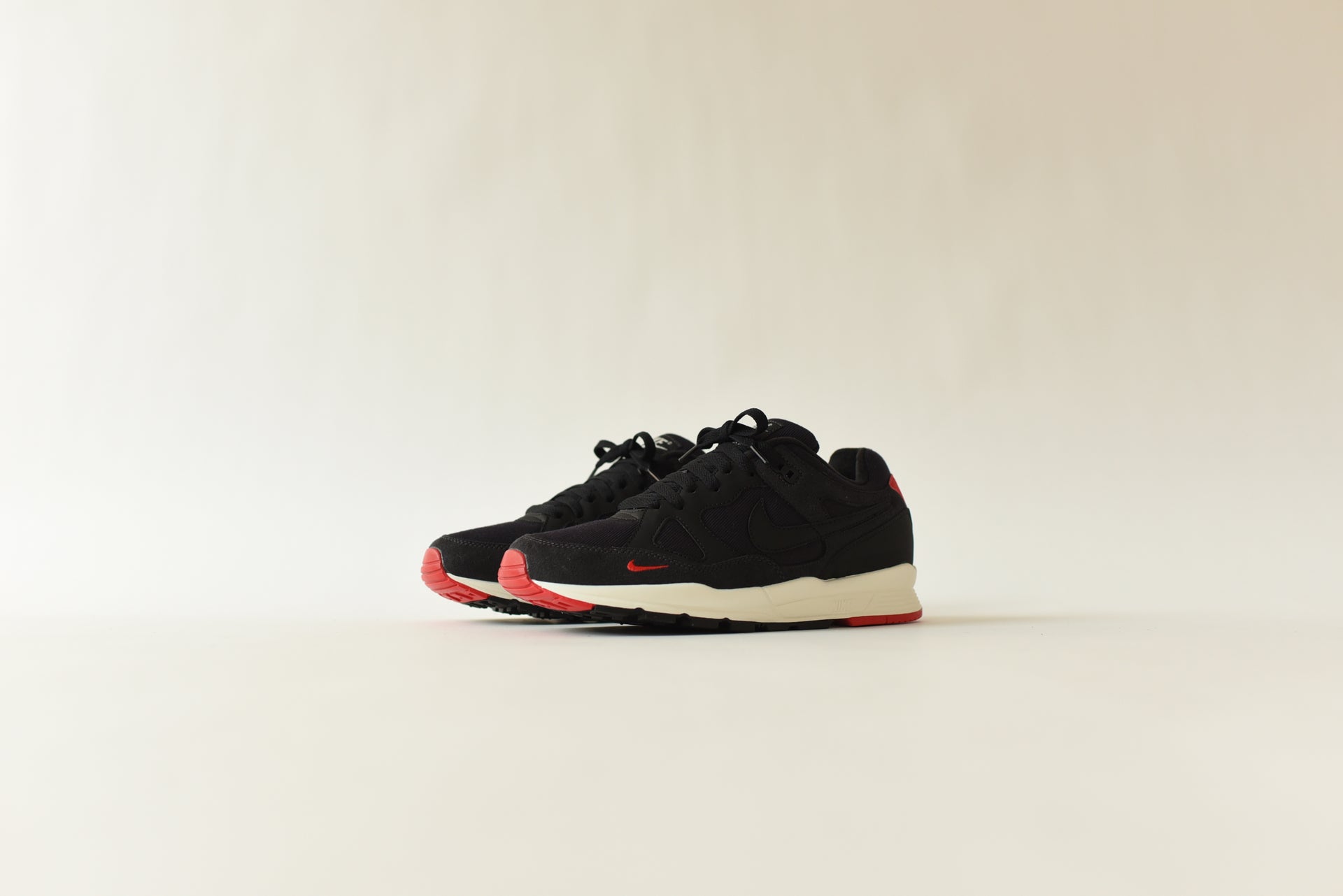 Nike Air Span II SE - Oil Grey / Black University / Red Sail