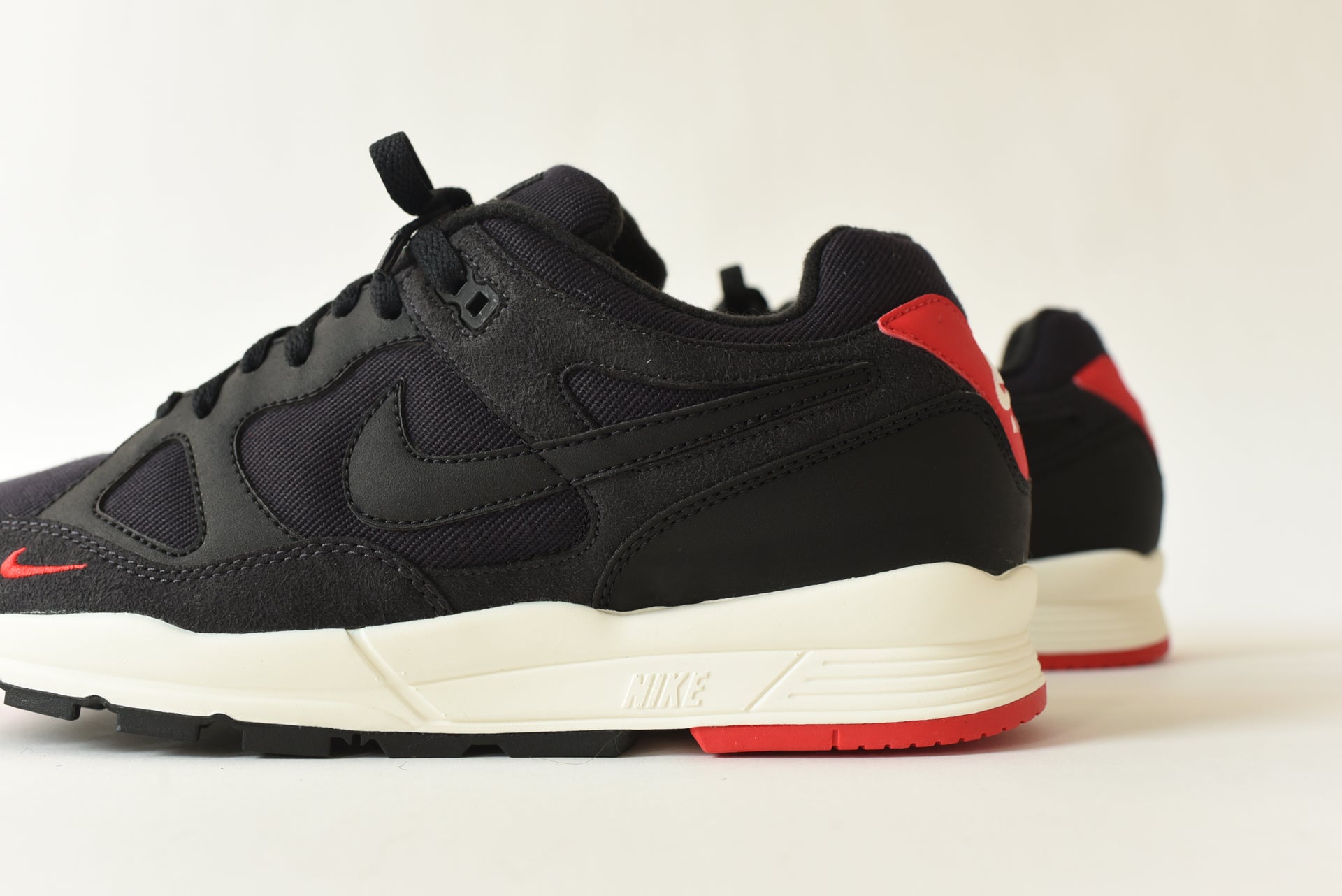 Nike Air Span II SE - Oil Grey / Black University / Red Sail