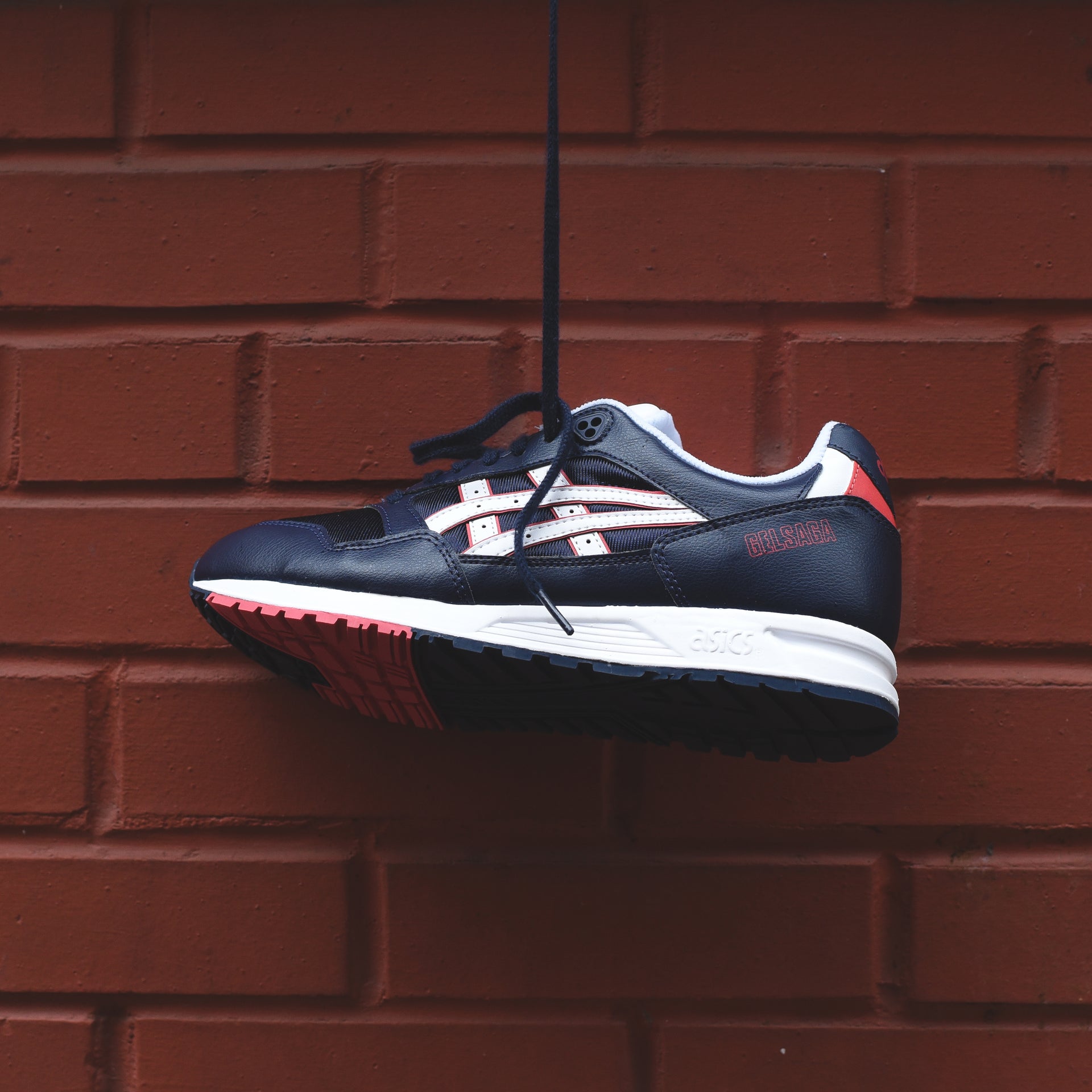 Asics Gel Saga - Midnight / White