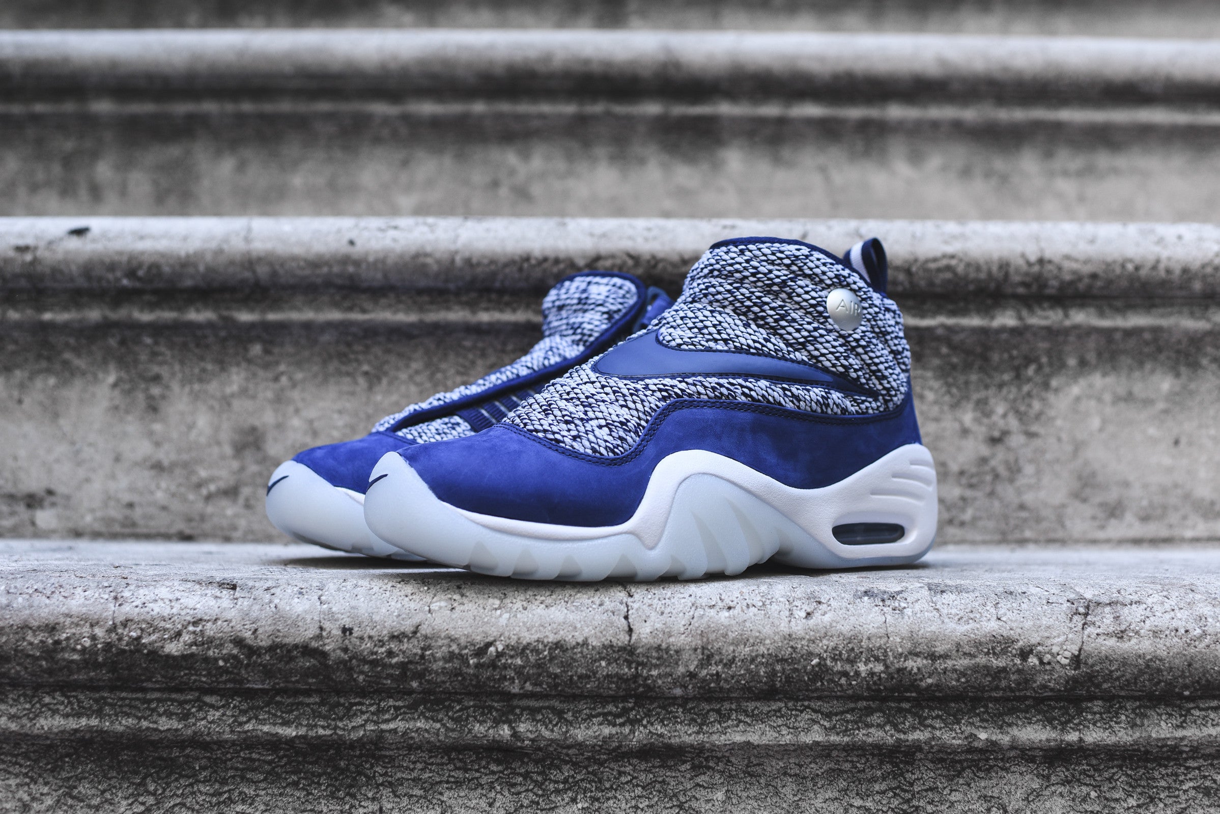 スニーカー NIKELAB AIR SHAKE NDESTRUKT PIGALLE Nikelab x Pigalle Air Shake NDestrukt - Loyal Blue / White – Kith