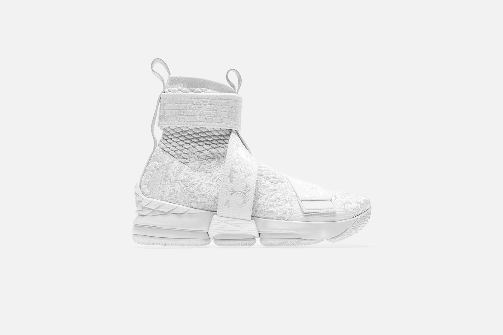 Kith x Nike LeBron Lifestyle XV - Triple White