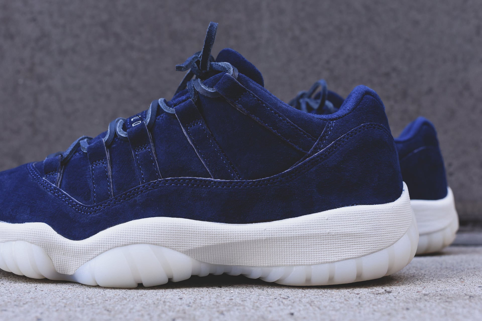 Nike Air Jordan 11 Retro Low SD - Binary Blue