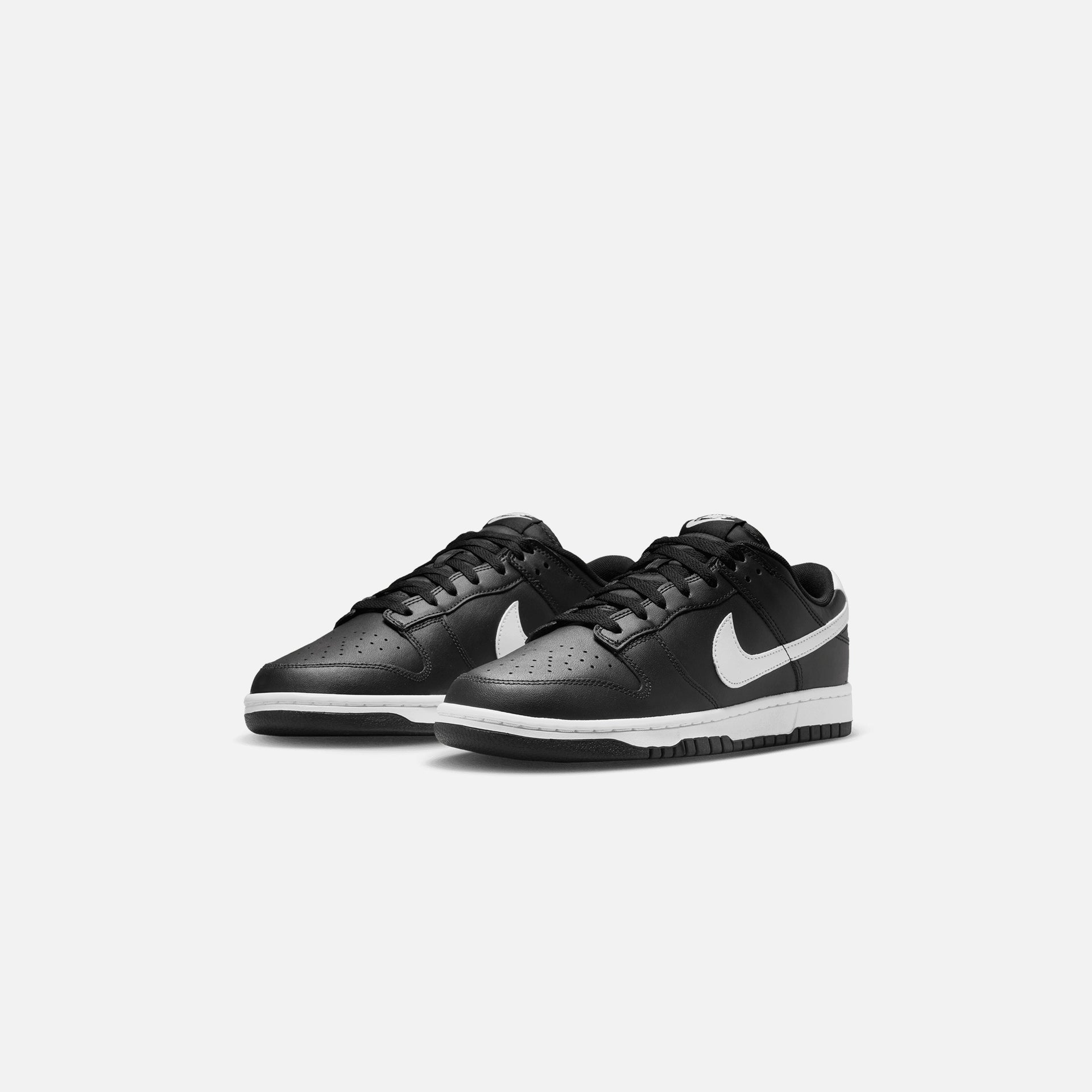 Nike Dunk Low Retro - Black / White