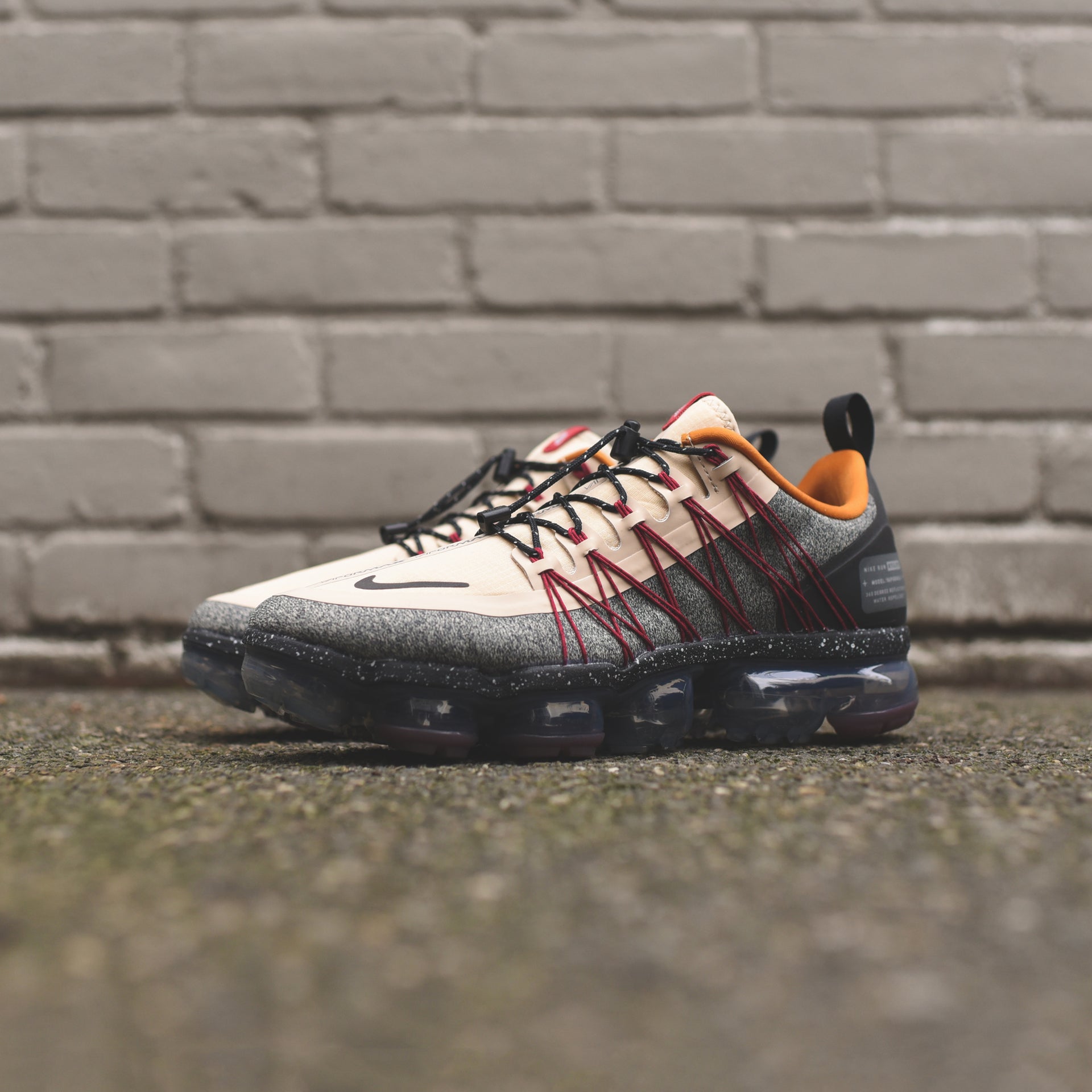 Nike Air VaporMax Run Utility - Tan / Grey
