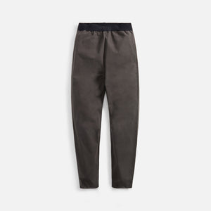 Essentials Relaxed Trouser - Iron
