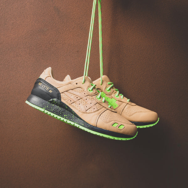 Asics x SneakerFreaker F&F Gel Lyte III - Beige / Green – Kith