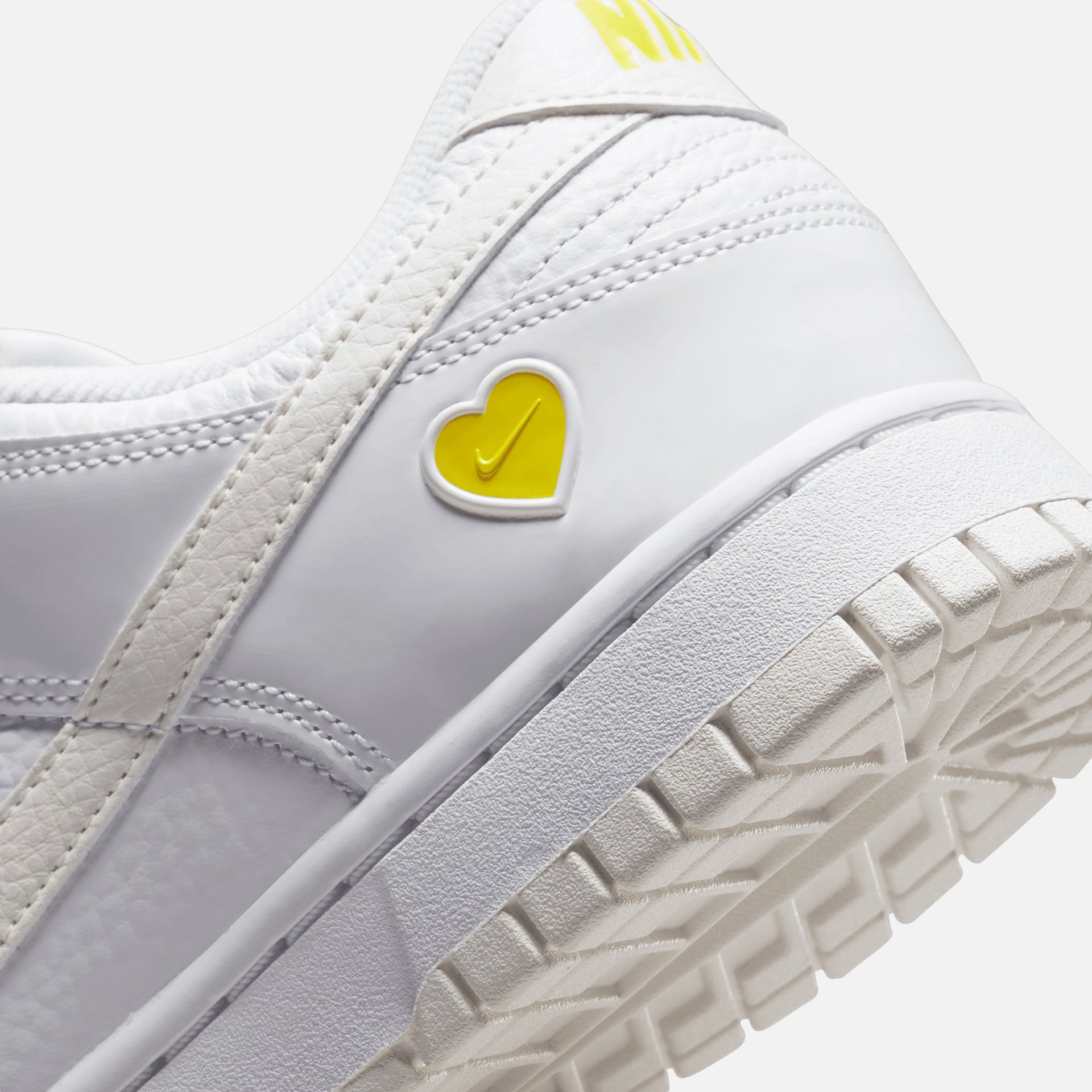 Nike WMNS Dunk Low Valentine's Day - White / Sail / Opti Yellow