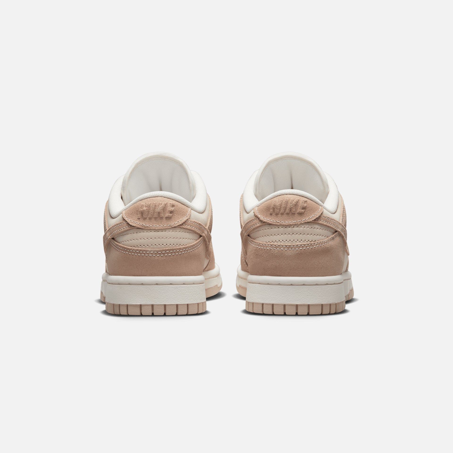 Nike WMNS Dunk Low SE - Sand Drift / Hemp / Sail