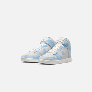 Nike WMNS Dunk High Se Tde - Celestine Blue / Sail