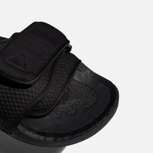 adidas x Pharrell Williams Boost Slide - Core Black
