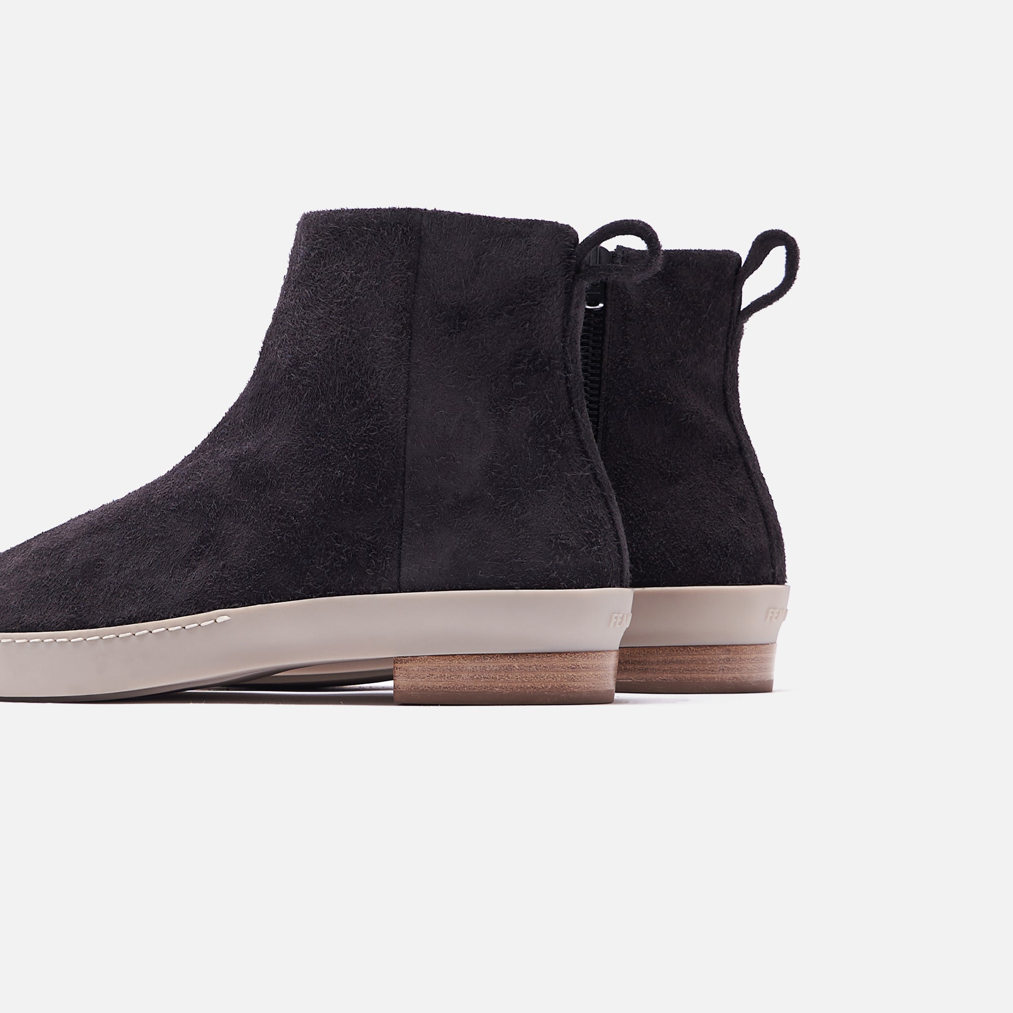 Fear of God Chelsea Santa Fe Boot - Black – Kith