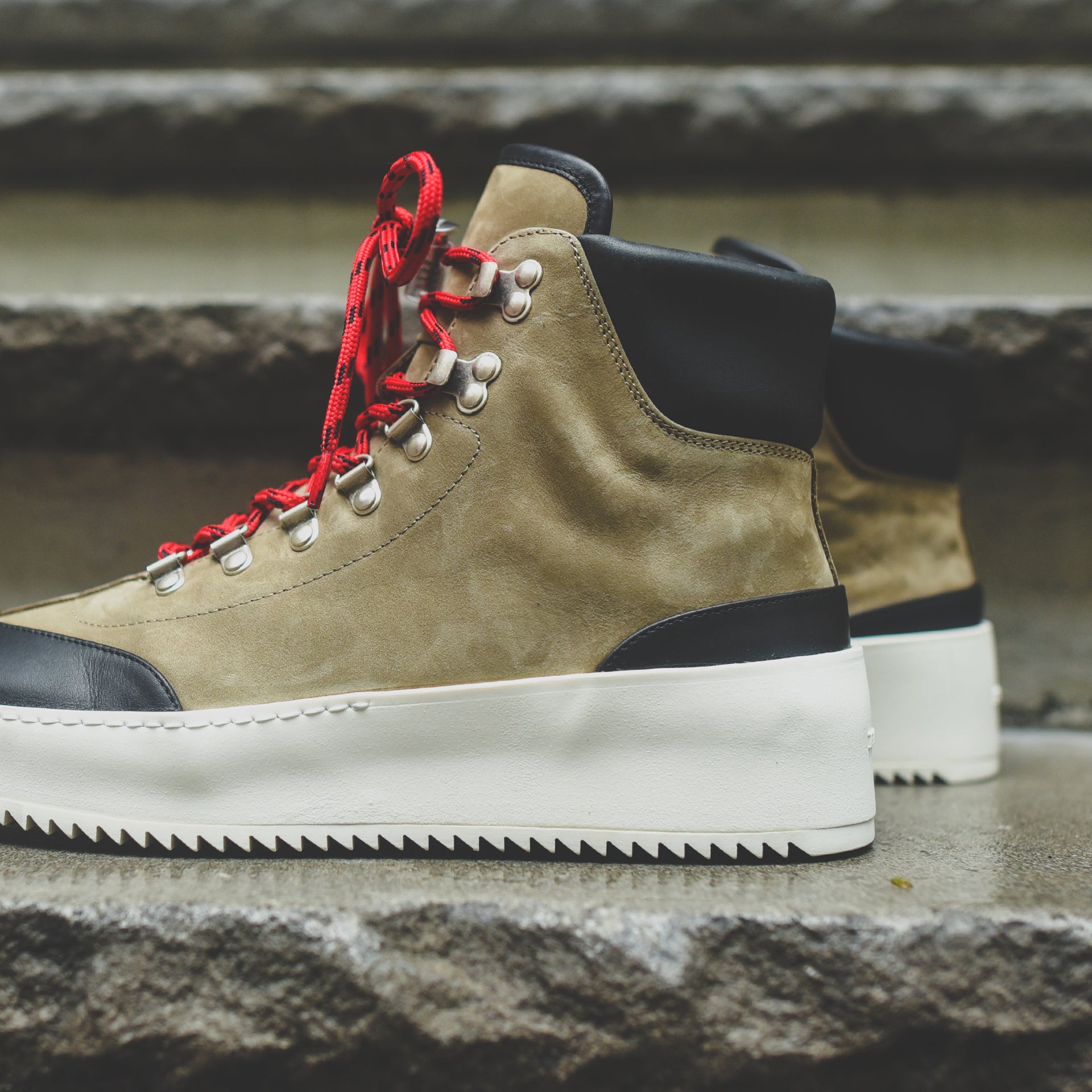 Fear of God 6th Collection Hiker - Olive / Black