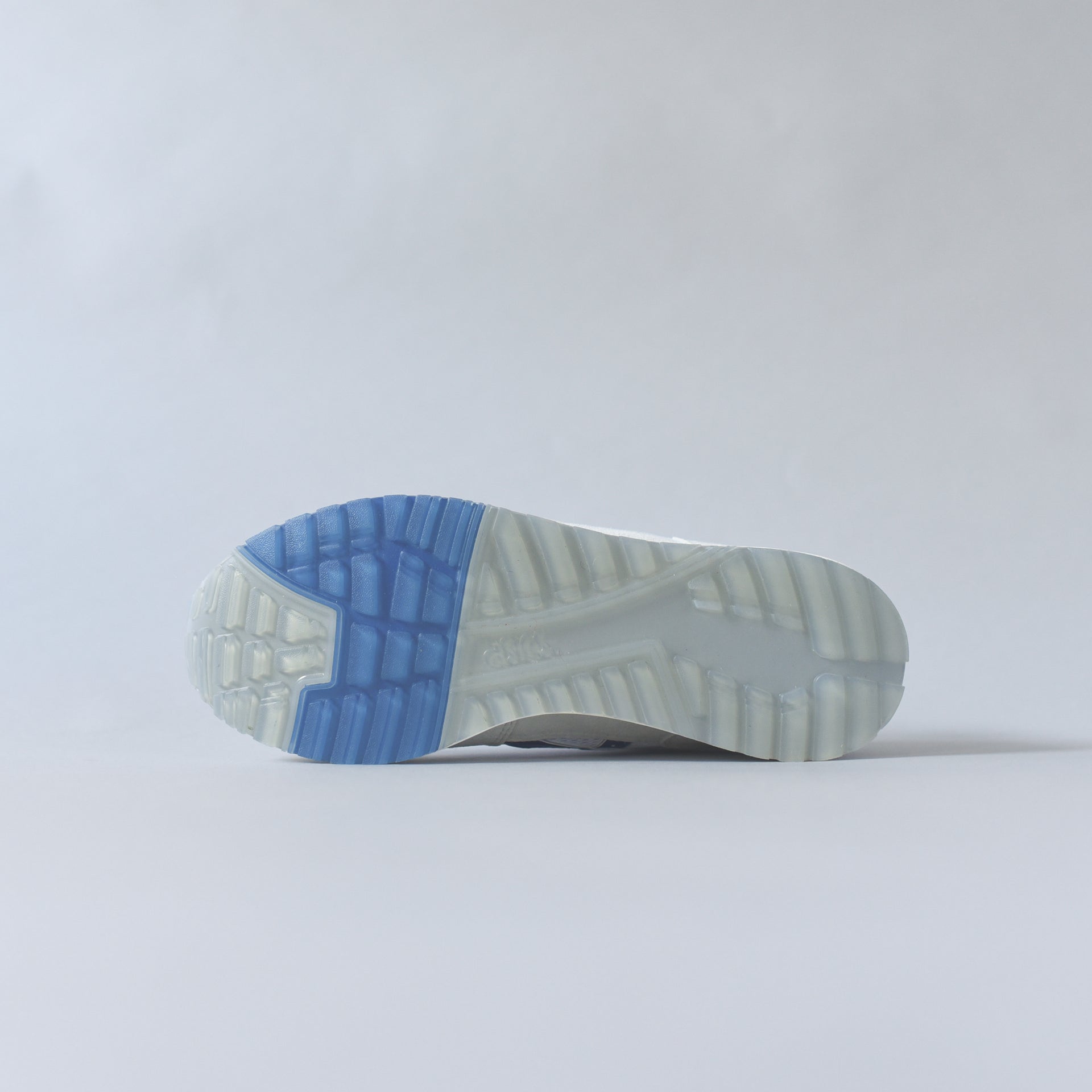 Asics x Foot Patrol Gel-Saga - Titanium Grey / Iridiu