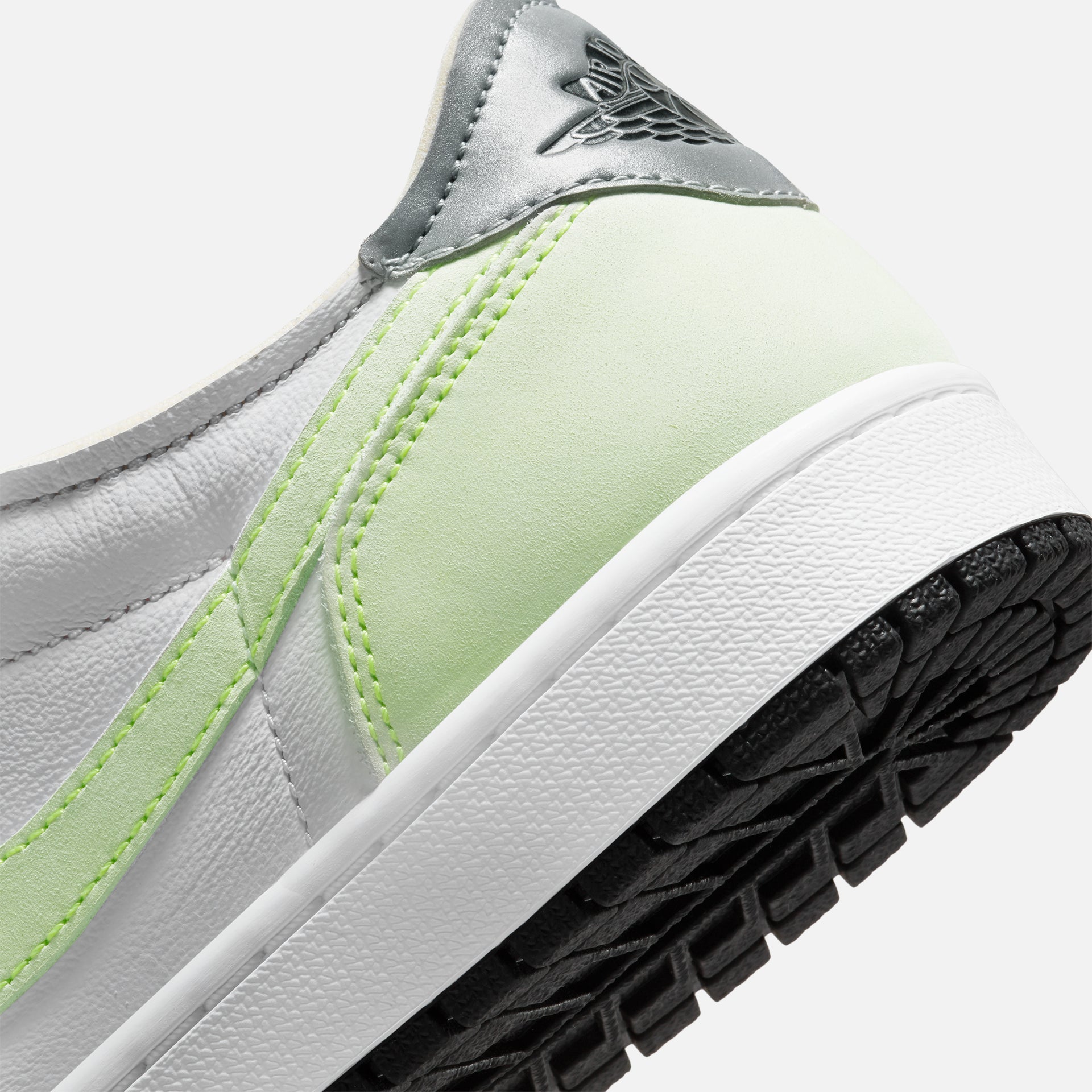 Nike Air Jordan 1 Low OG - White / Black Ghost / Green