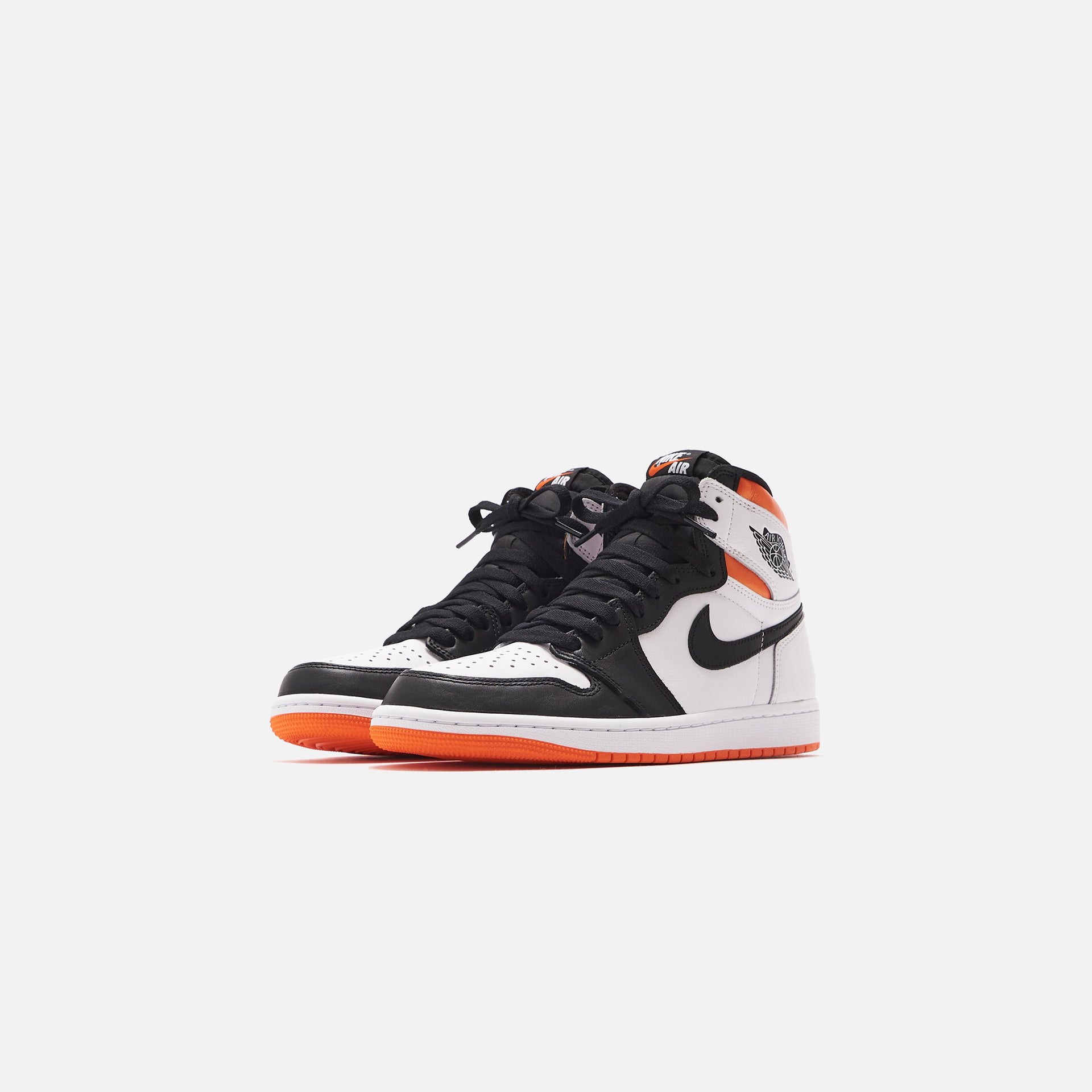 Nike GS Air Jordan 1 Retro High OG - White / Black / Orange