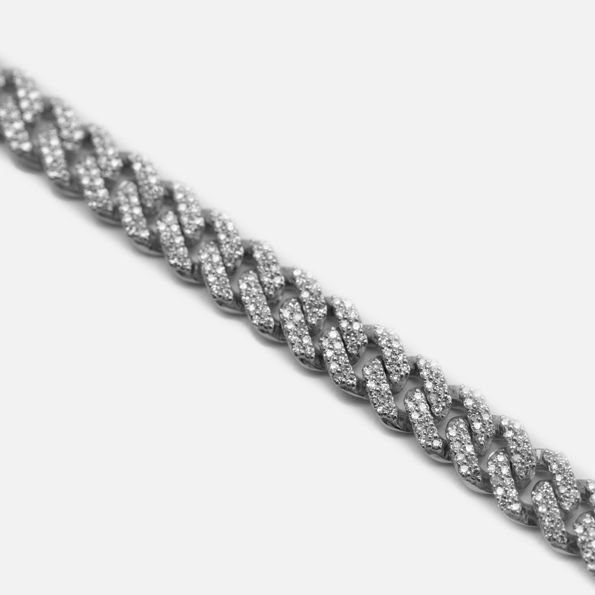Greg Yuna Baby Cuban Chain 22 inches - White Gold