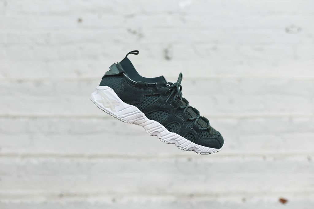 Asics deals dark forest