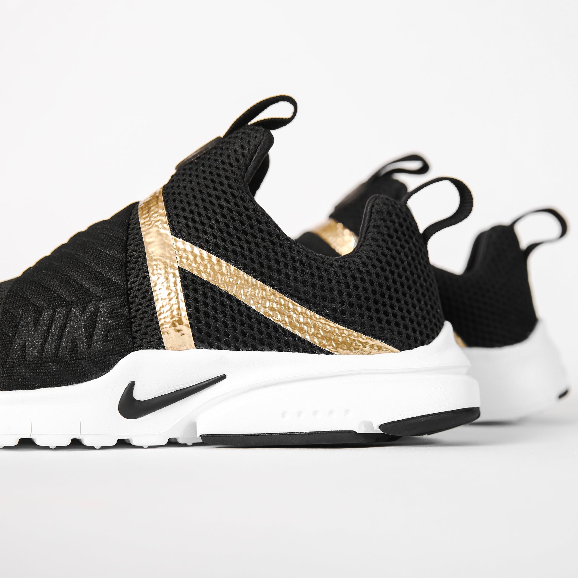 Nike GS Presto Extreme - Black / Metallic Gold / White