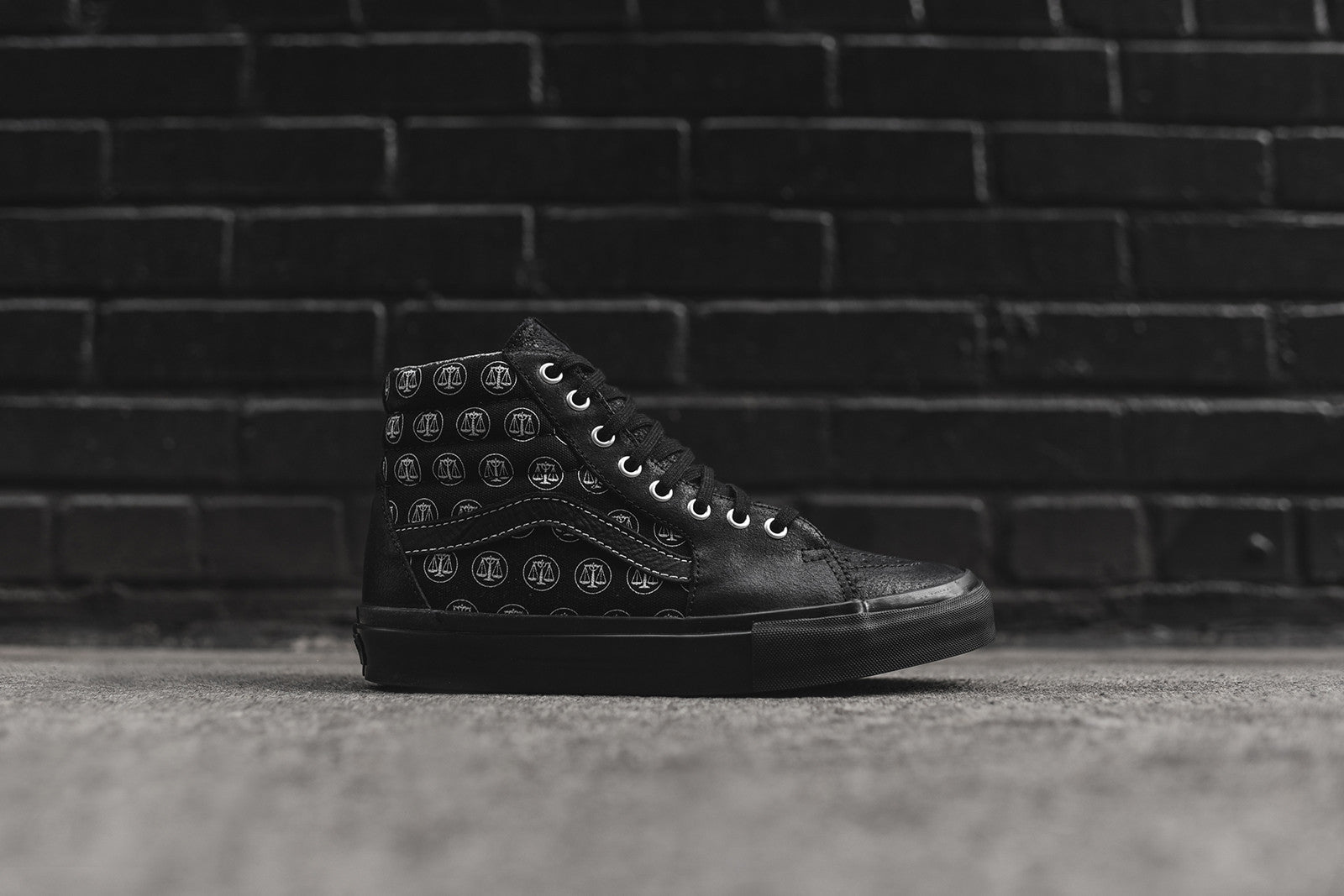 Vans Vault x Highs And Lows Sk8-Hi LX - Black