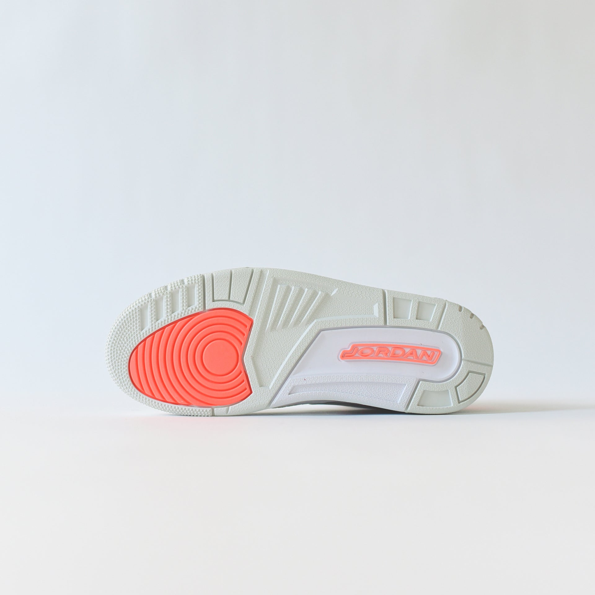 Nike Air Jordan Legacy 312 - White / Hot Lava / Black / Zen Grey