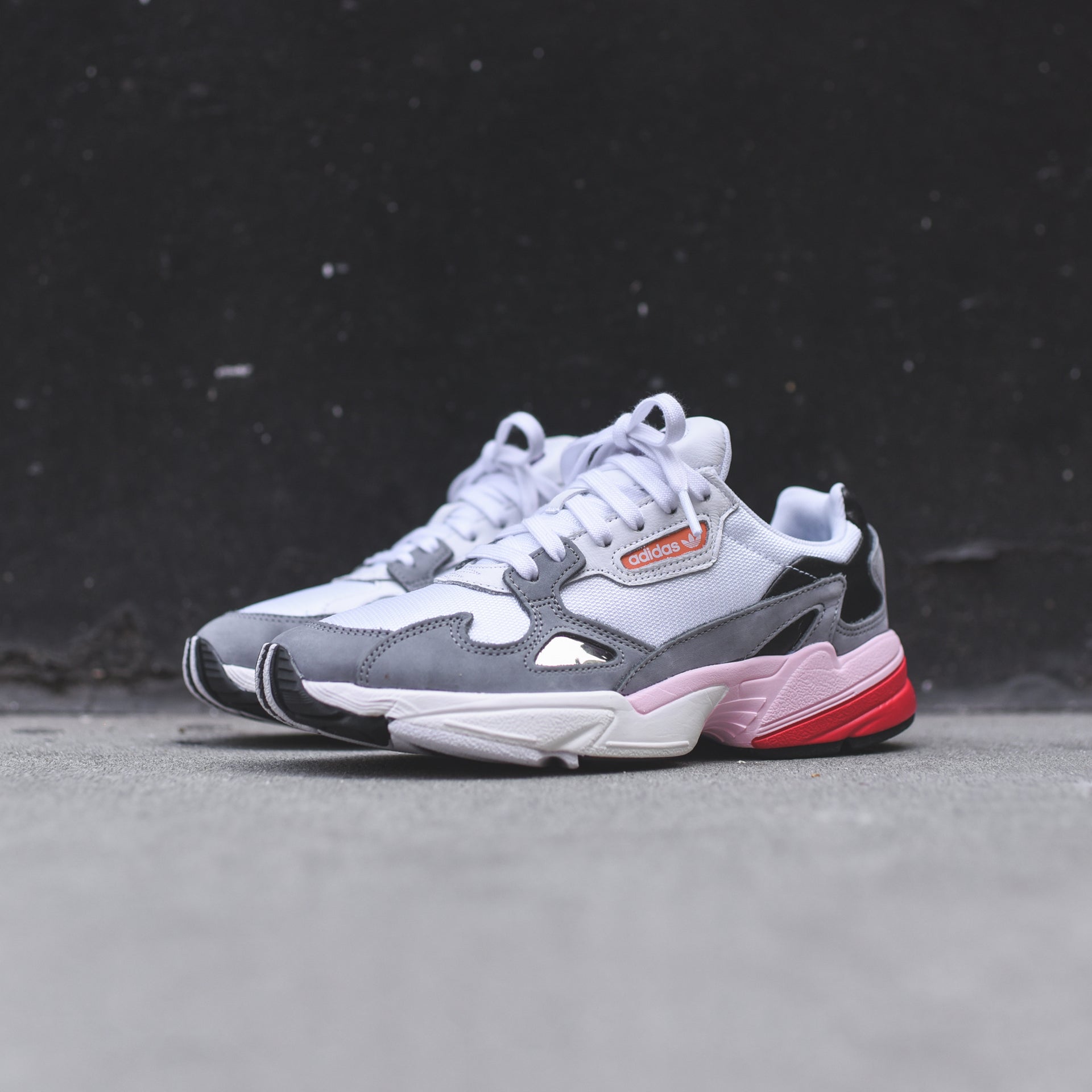 adidas Originals WMNS Falcon - Legend Purple / Ash Pearl