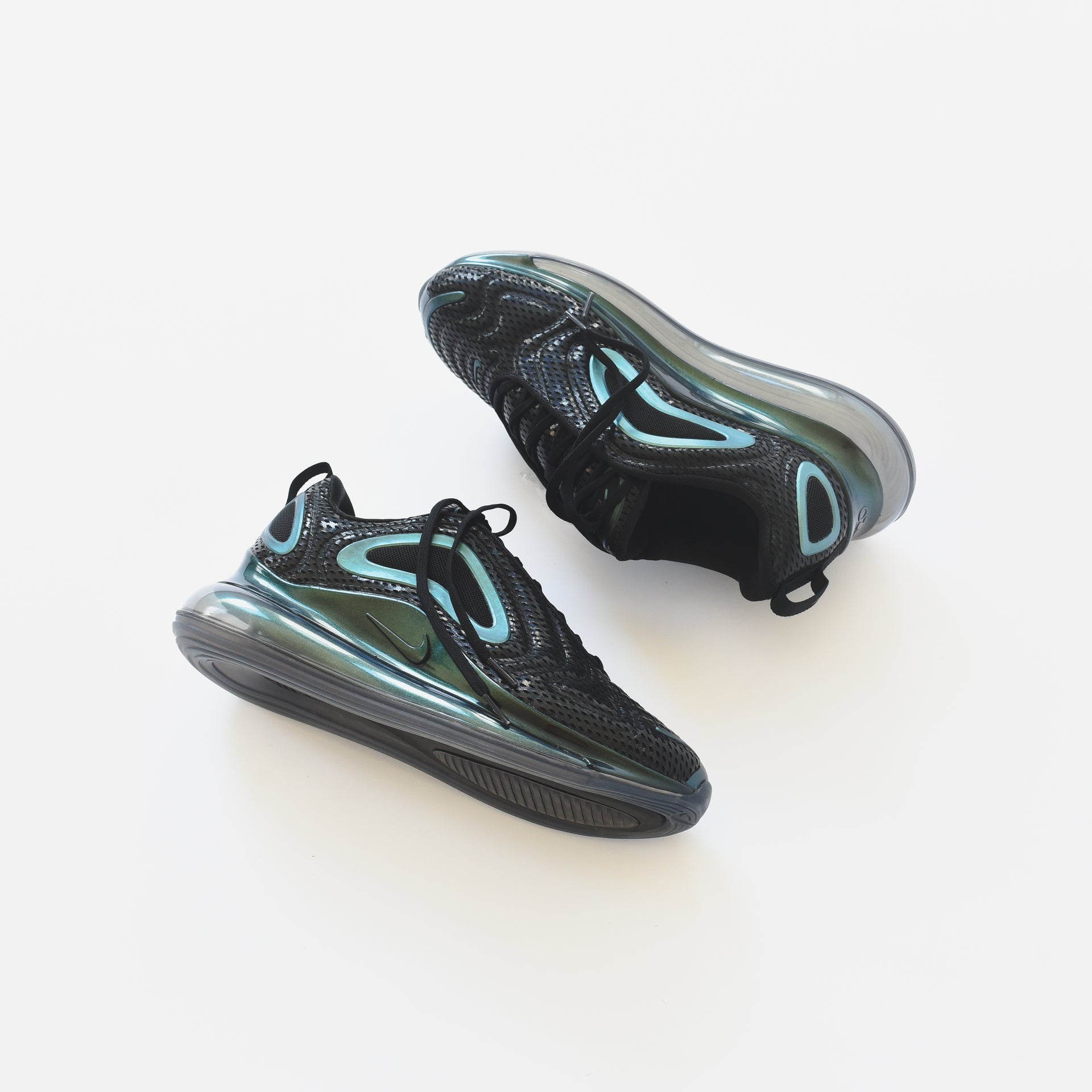 Nike Air Max 720 - Black / Metallic Silver