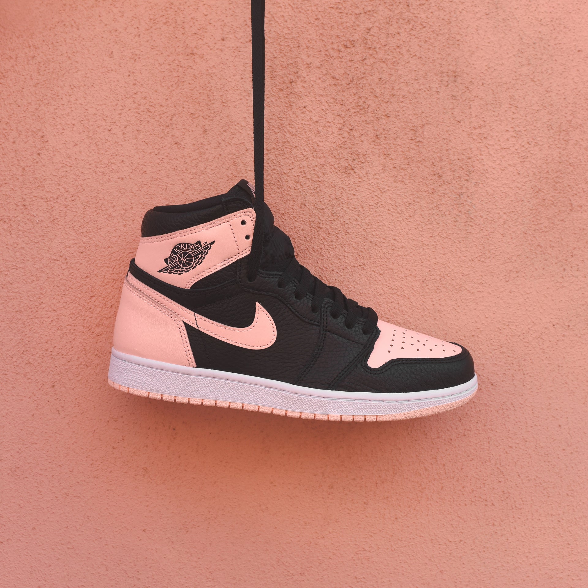 Nike GS Air Jordan 1 Retro High OG - Black / Crimson Tint / White