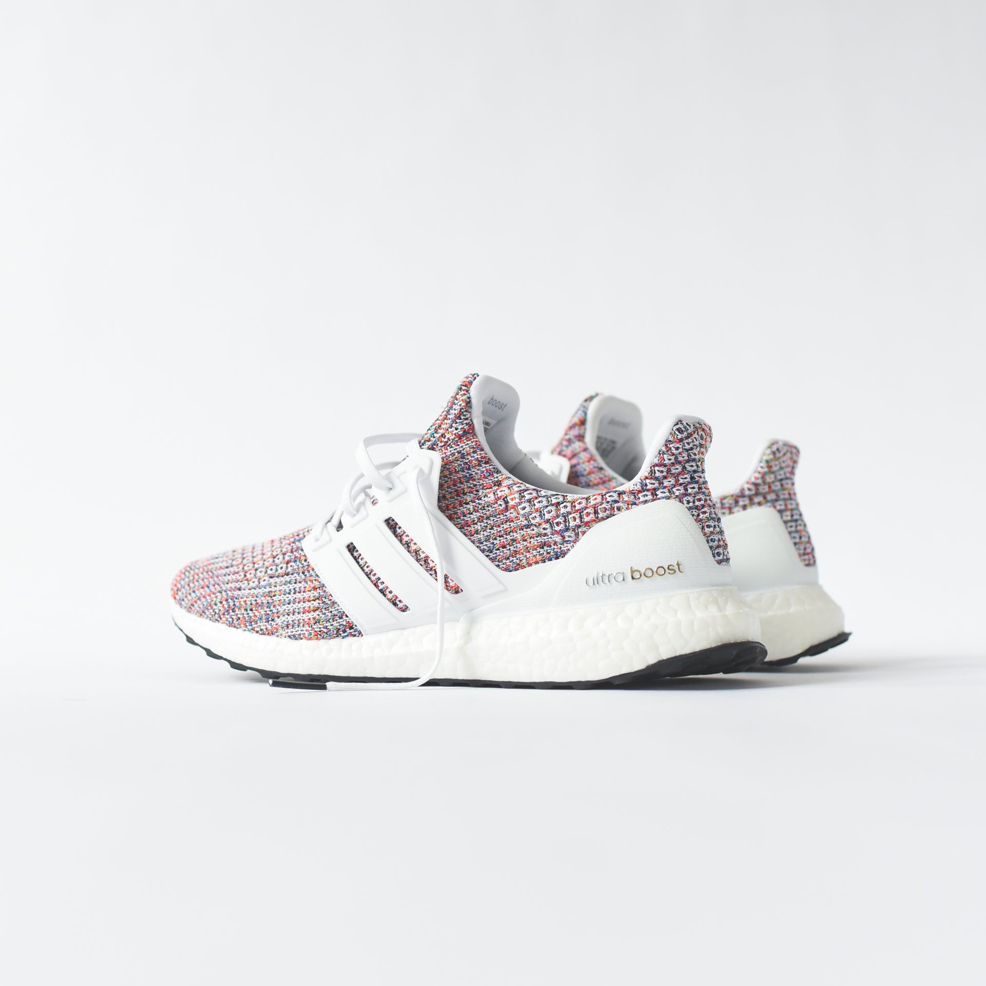 adidas UltraBoost - Multi / White