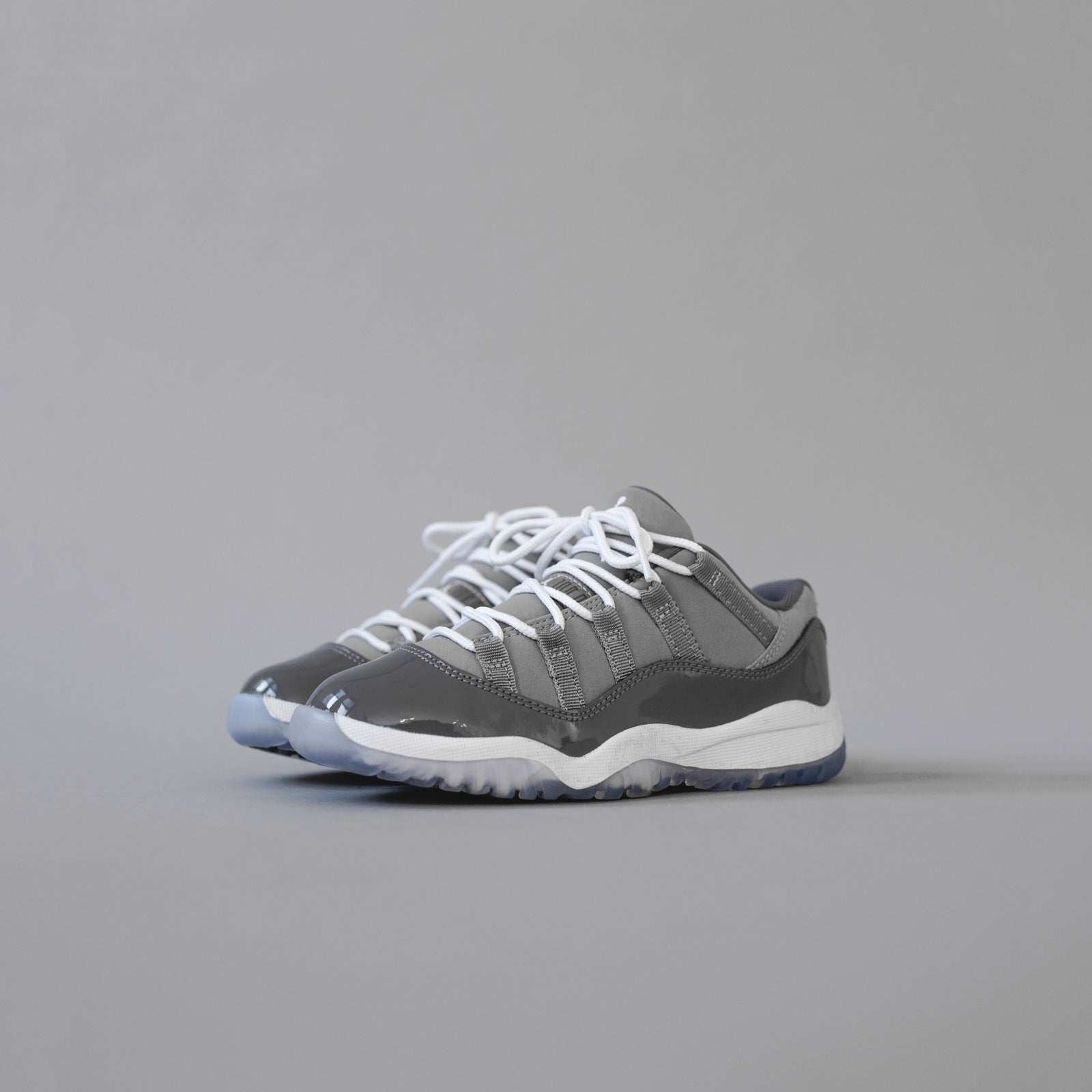 Nike Pre-School Air Jordan 11 Retro Low - Medium Grey / White Gunsmoke