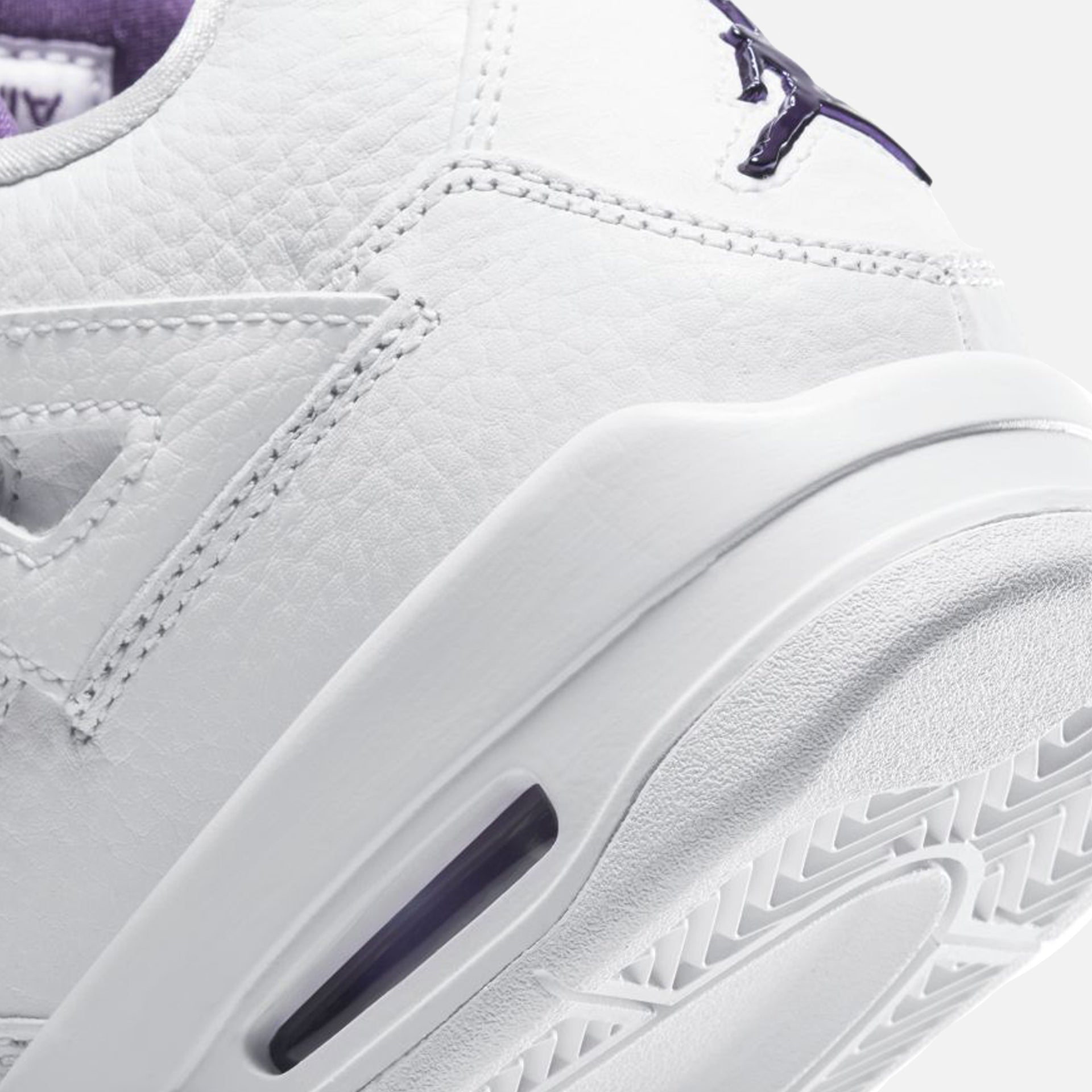 Nike Grade School Air Jordan 4 Retro - White / Court Purple / Metallic Silver