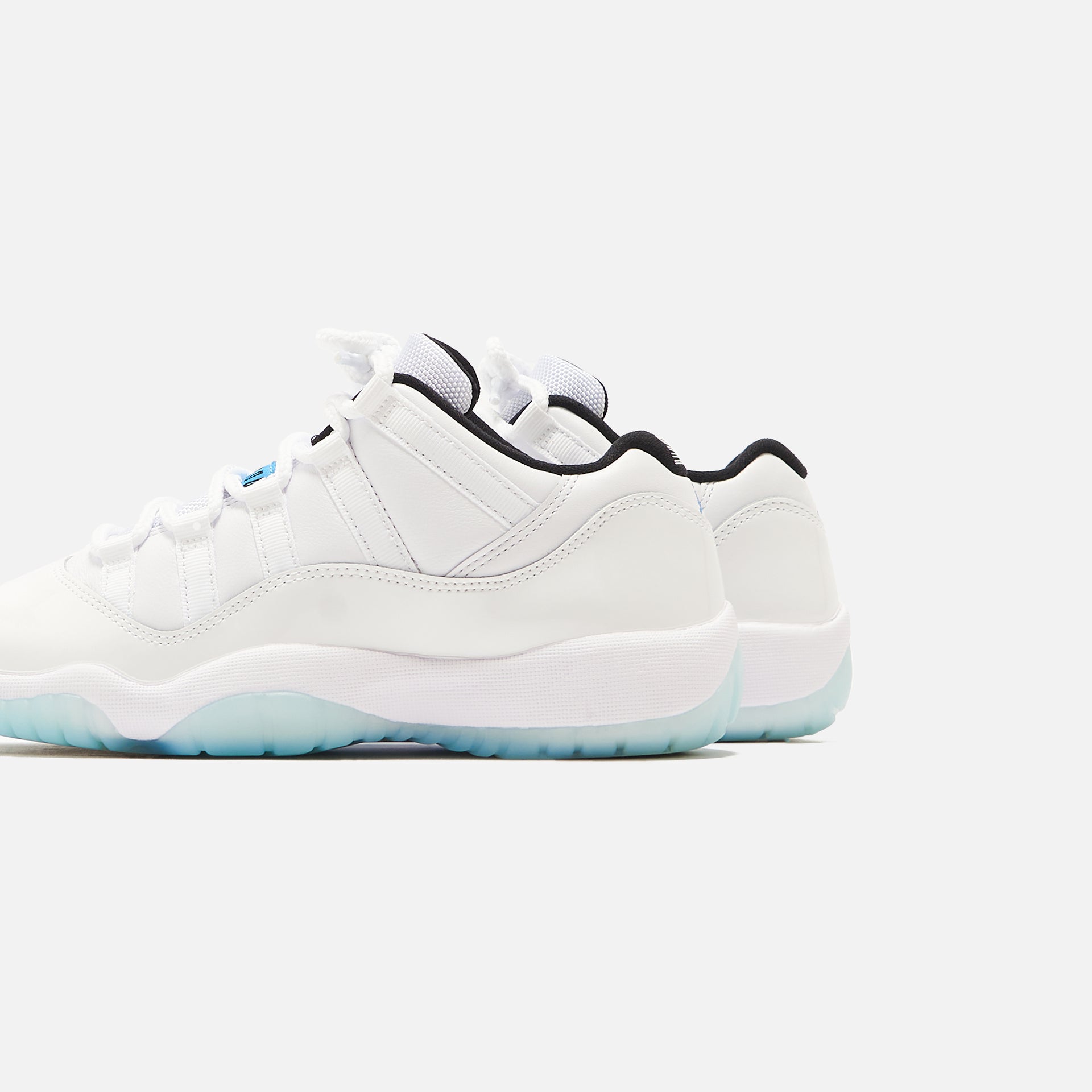 Nike Grade School Air Jordan 11 Retro Low - White / Legend Blue / Black