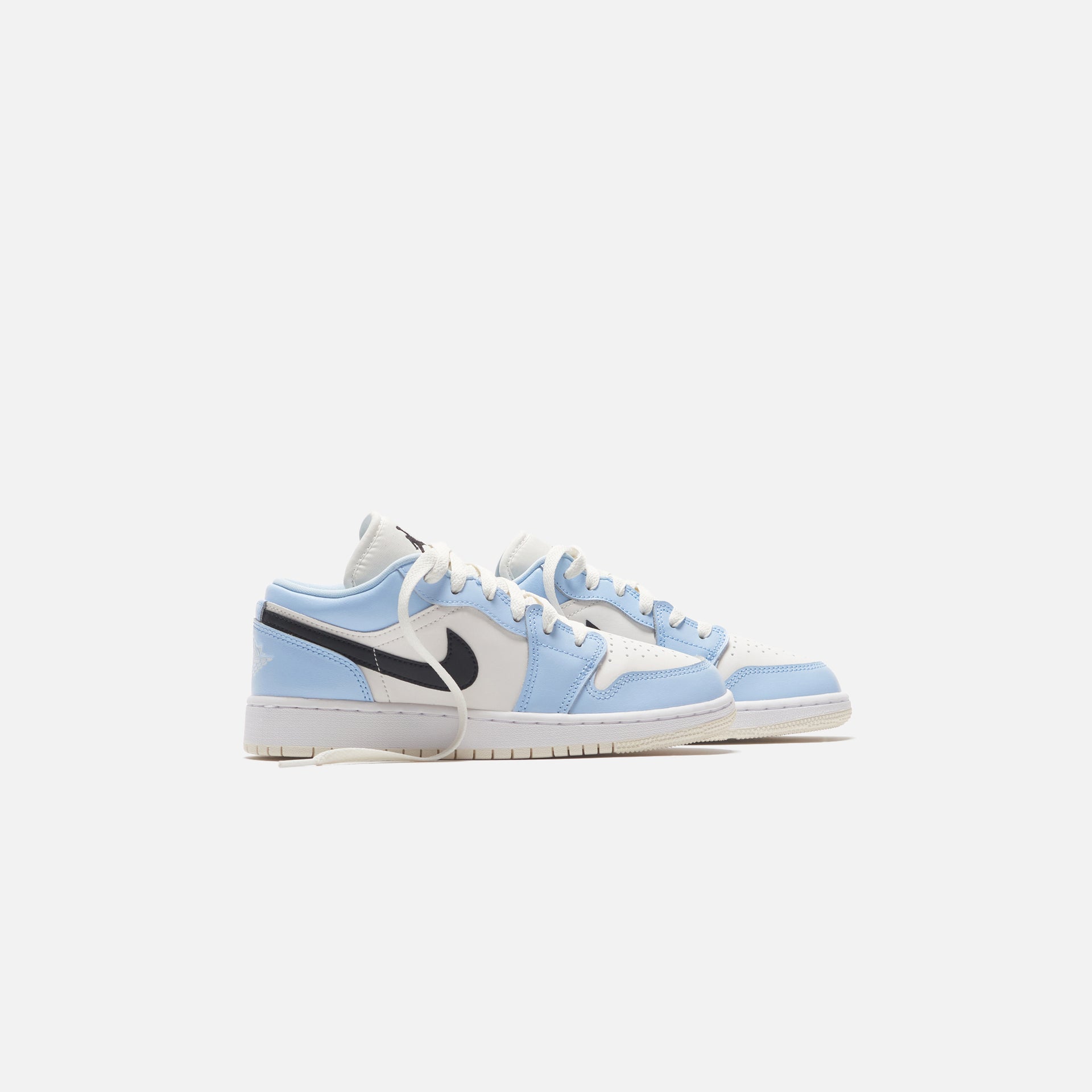 Nike Air Jordan 1 Low - Ice Blue / Black / Sail / White
