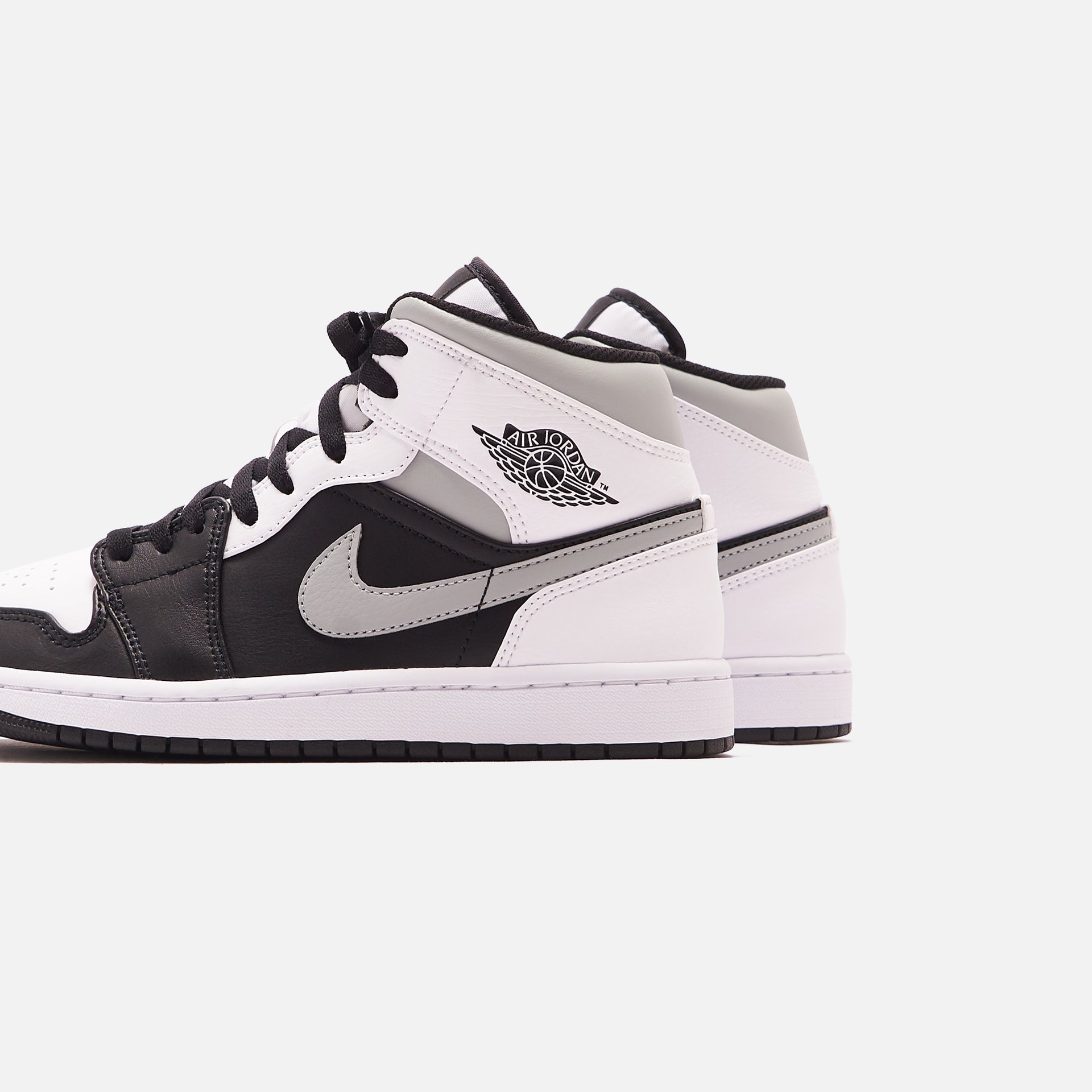 Nike Air Jordan 1 Mid - Black / White / Light Smoke / Grey