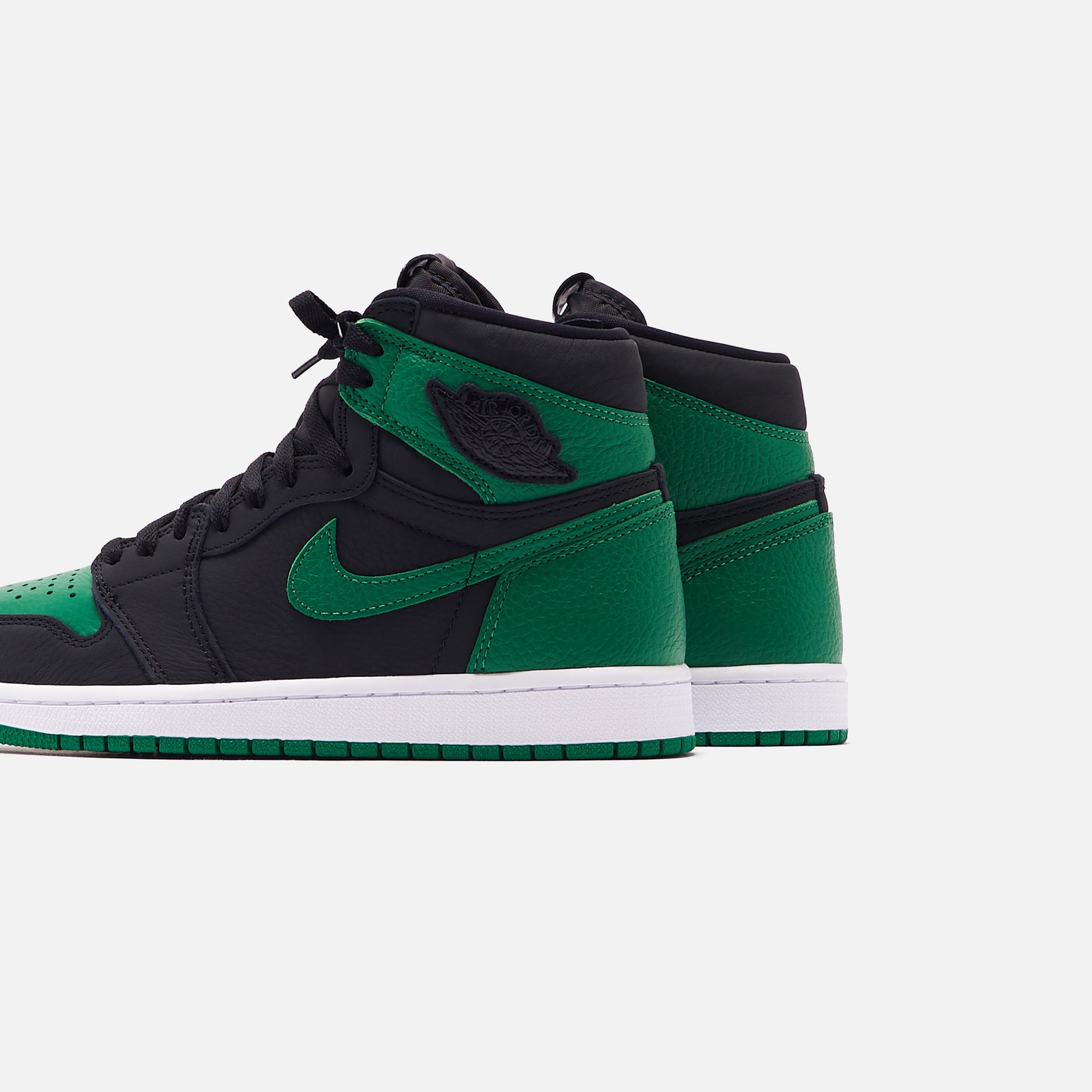 Nike Air Jordan 1 Retro High OG - Black / Pine Green / White / Gym Red