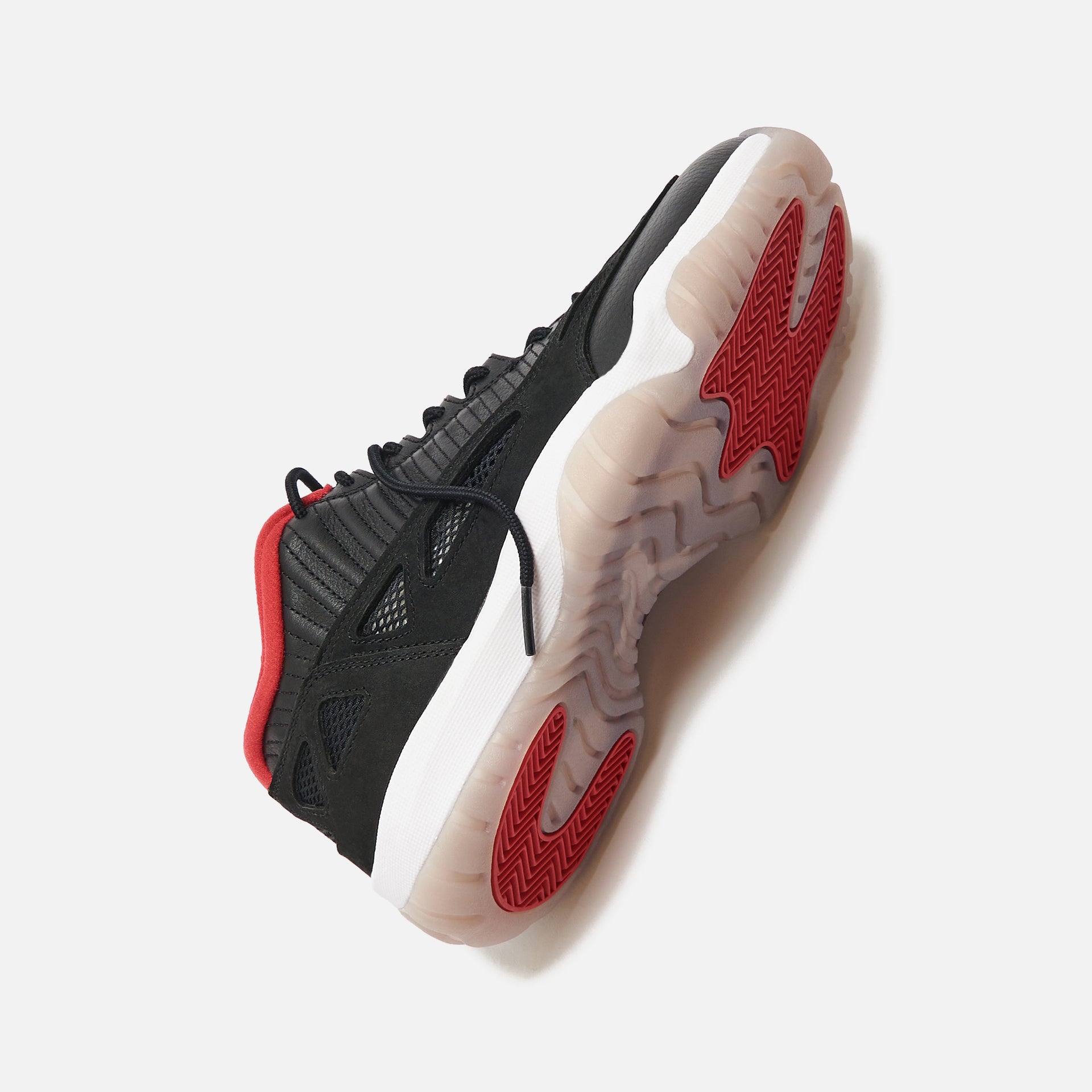 Nike Air Jordan 11 Retro Le - Black / True Red / Multicolor