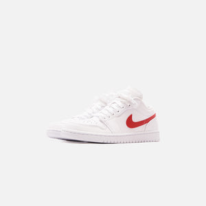 Nike WMNS Air Jordan 1 Low - White / University Red