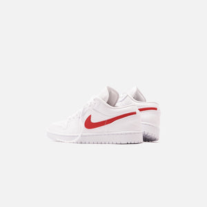 Nike WMNS Air Jordan 1 Low - White / University Red