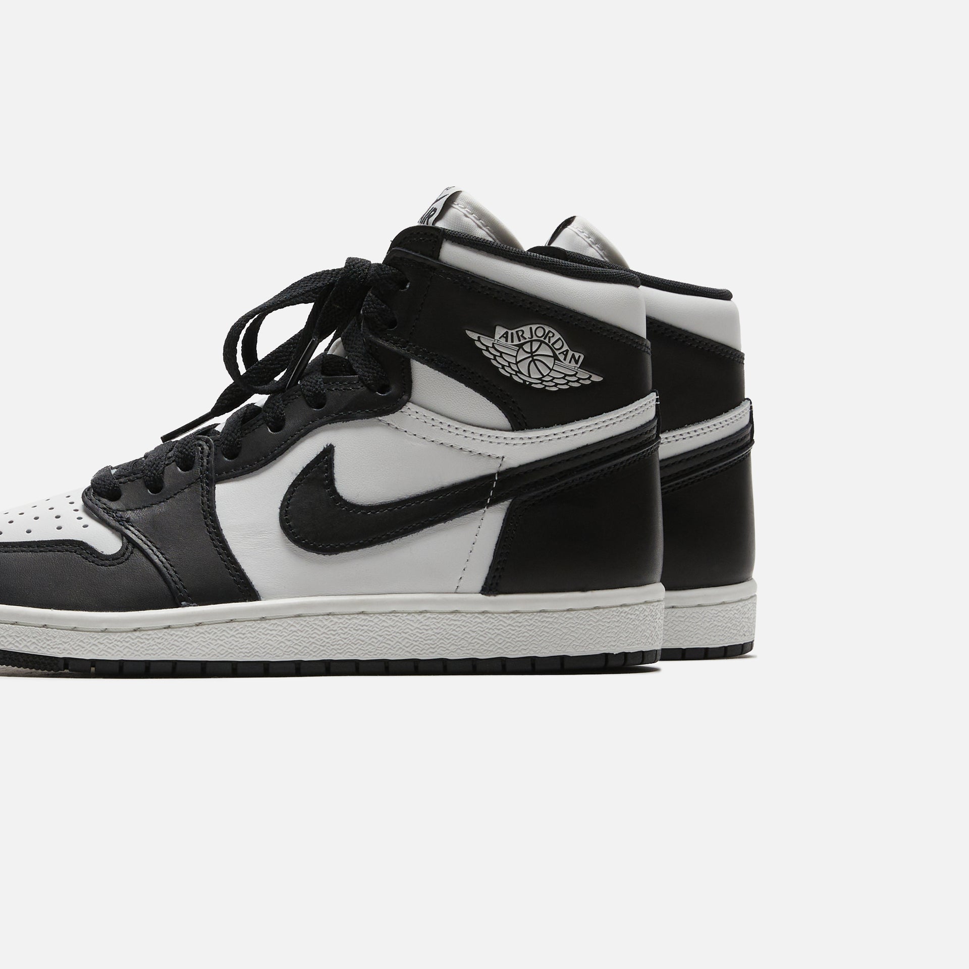 Nike Air Jordan 1 High '85 - Black / White