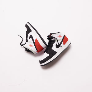 Nike Grade School Air Jordan 1 Mid SE - White / Track Red