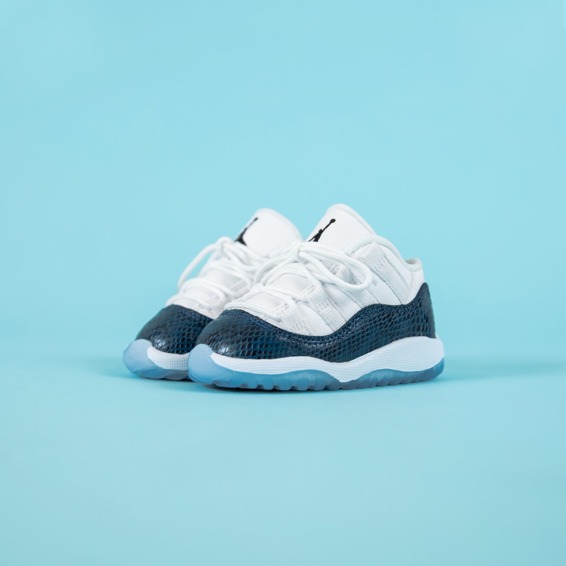 Nike Toddler  Air Jordan 11 Retro Low LE - White / Black / Navy