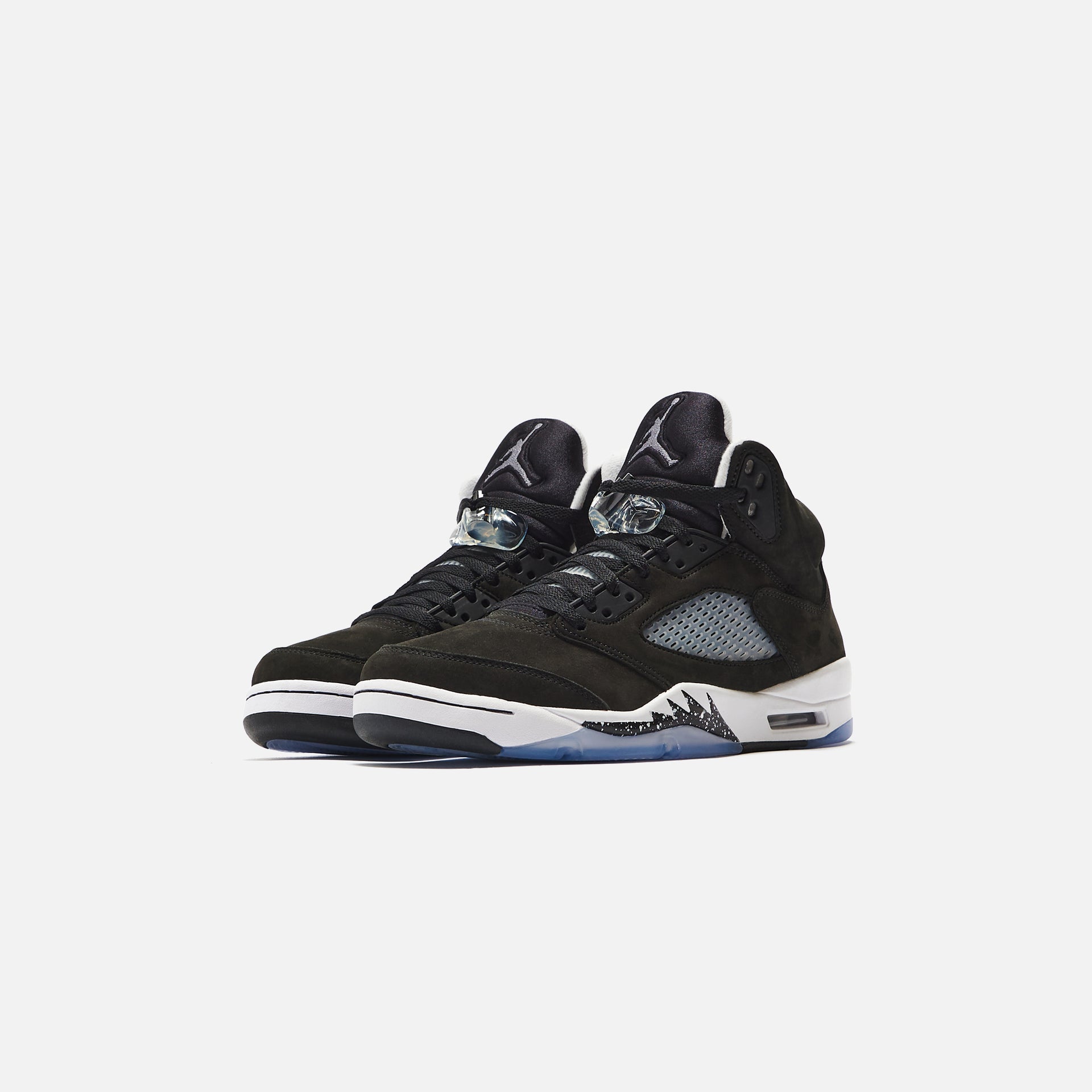 Nike Air Jordan 5 Retro - Black / Cool Grey / White