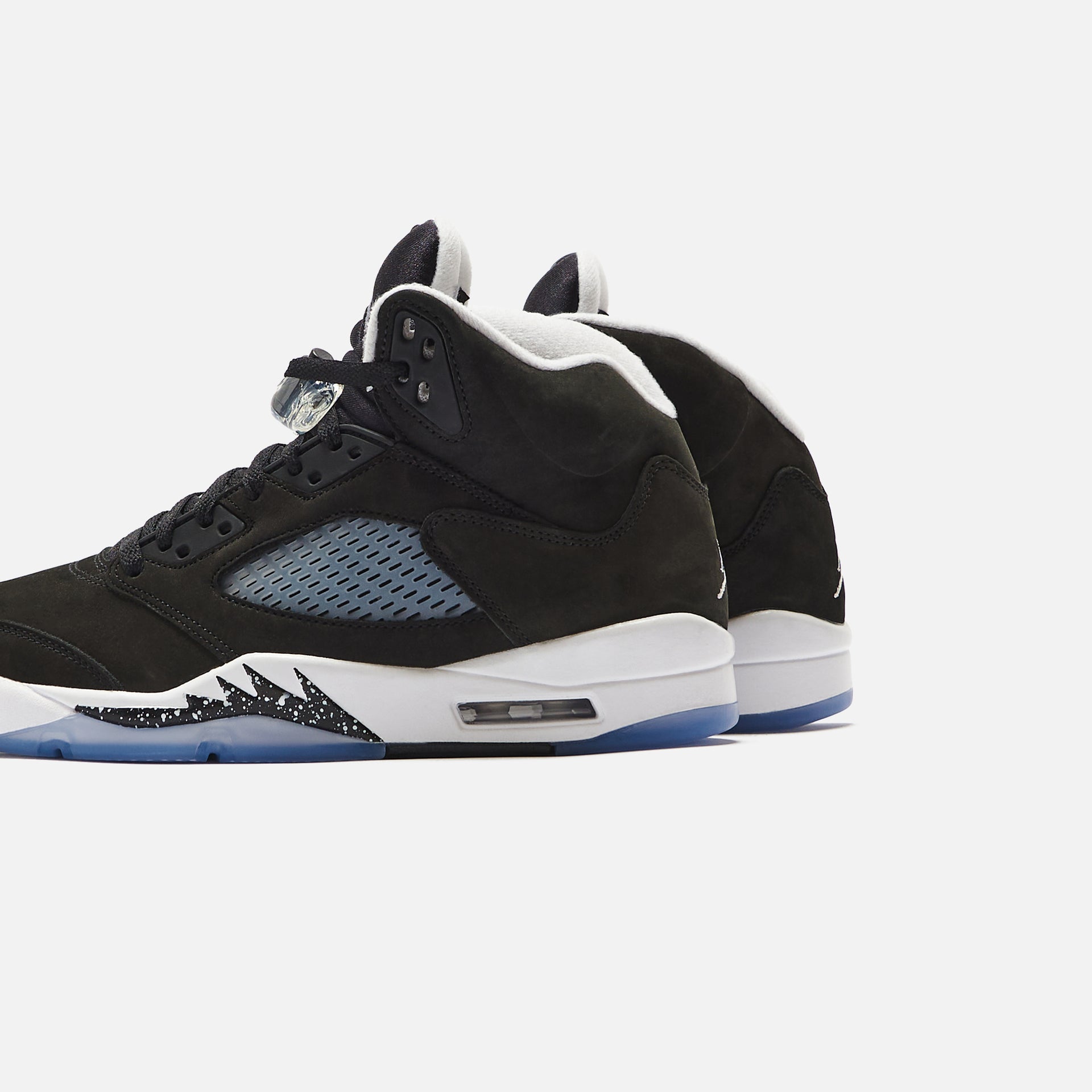 Nike Air Jordan 5 Retro - Black / Cool Grey / White